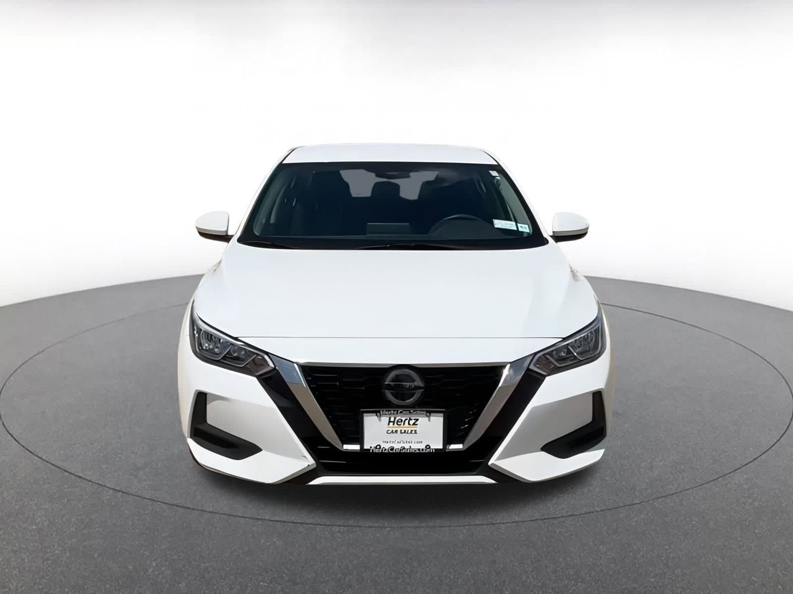 Thumbnail: 2023 Nissan Sentra - 4