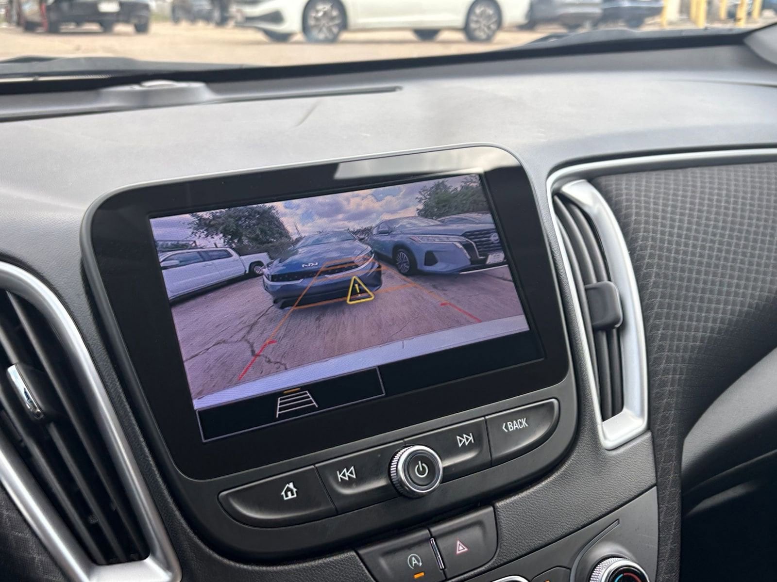 Thumbnail: 2024 Chevrolet Malibu - 17