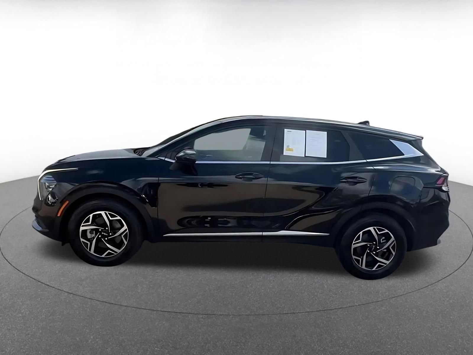 Thumbnail: 2025 Kia Sportage - 9