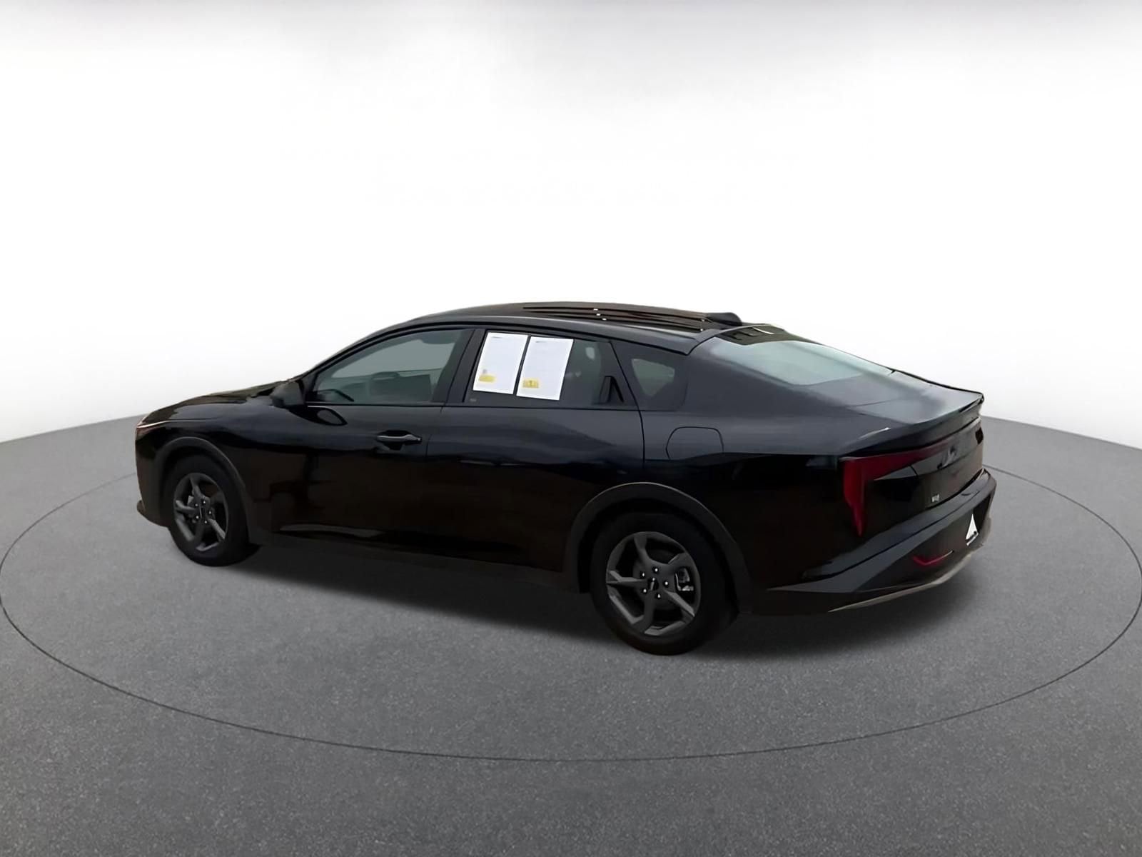 Thumbnail: 2025 Kia K4 - 11
