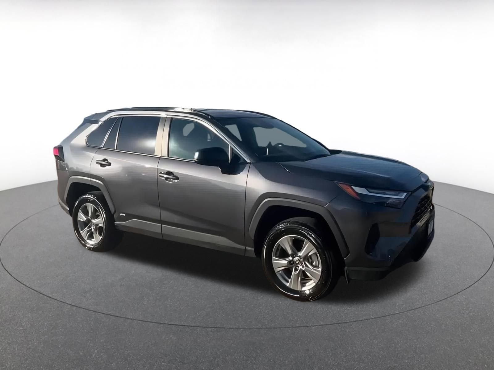 Thumbnail: 2025 Toyota RAV4 - 2