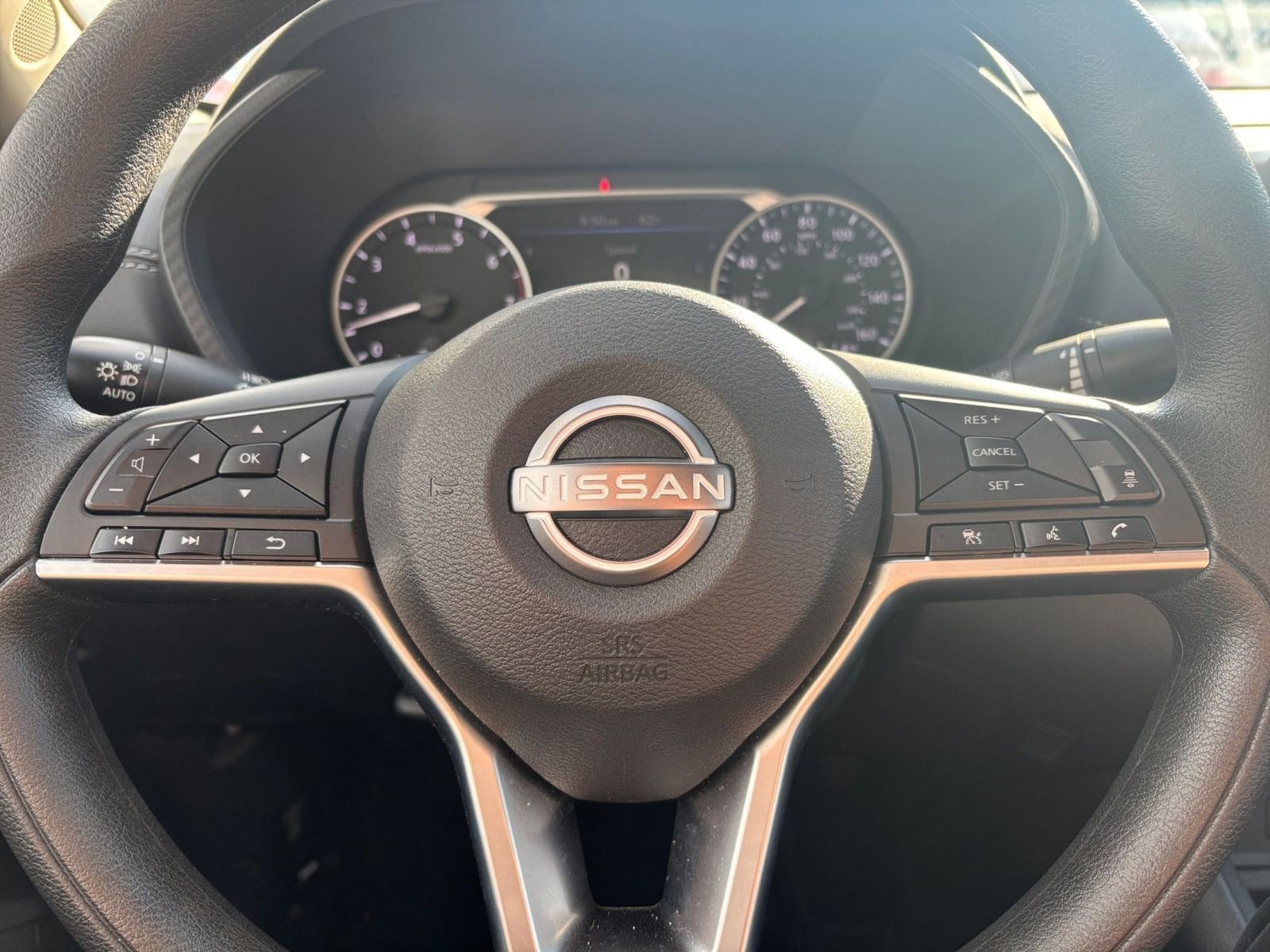 Thumbnail: 2025 Nissan Sentra - 25