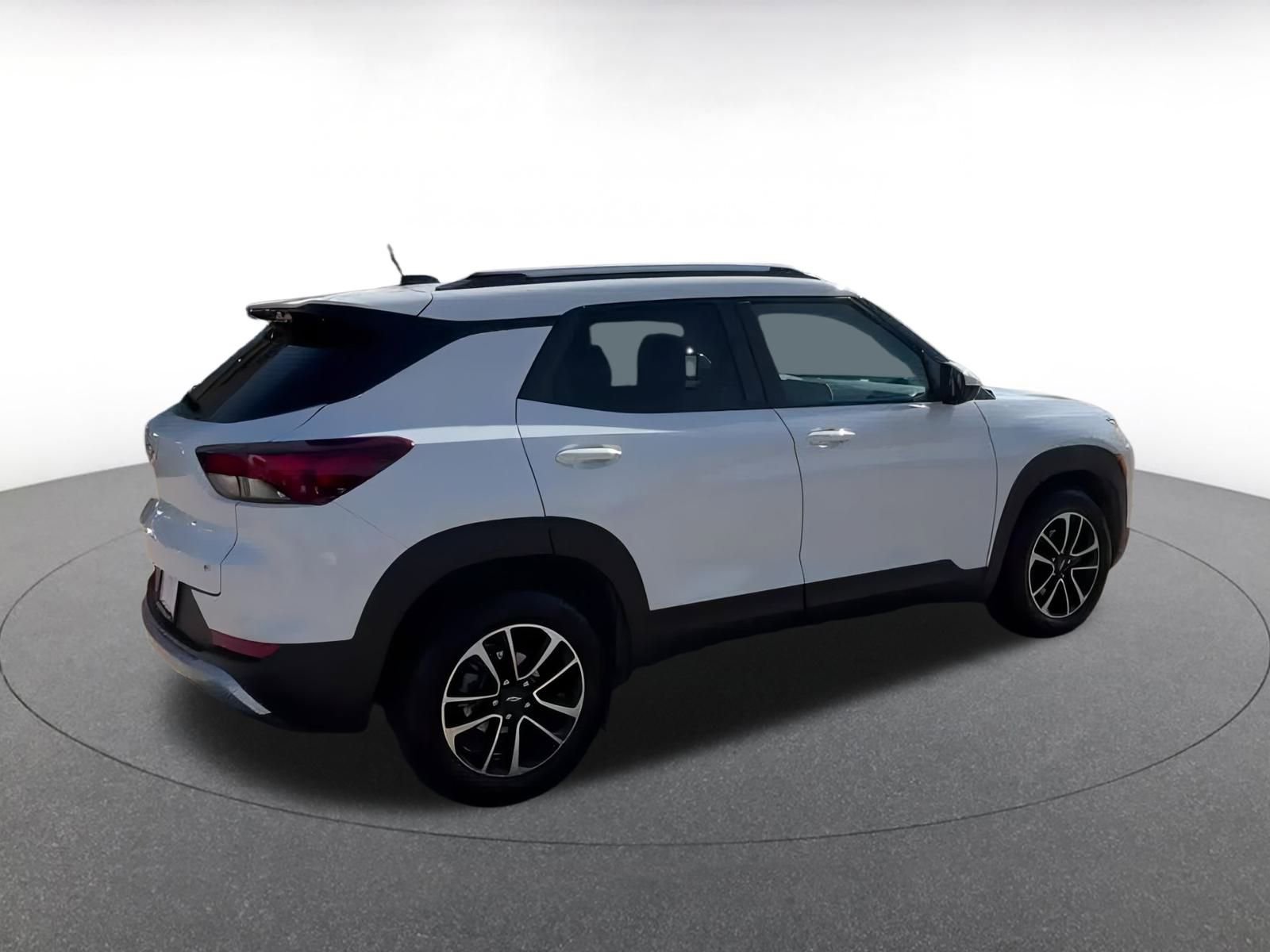 Thumbnail: 2025 Chevrolet TrailBlazer - 15