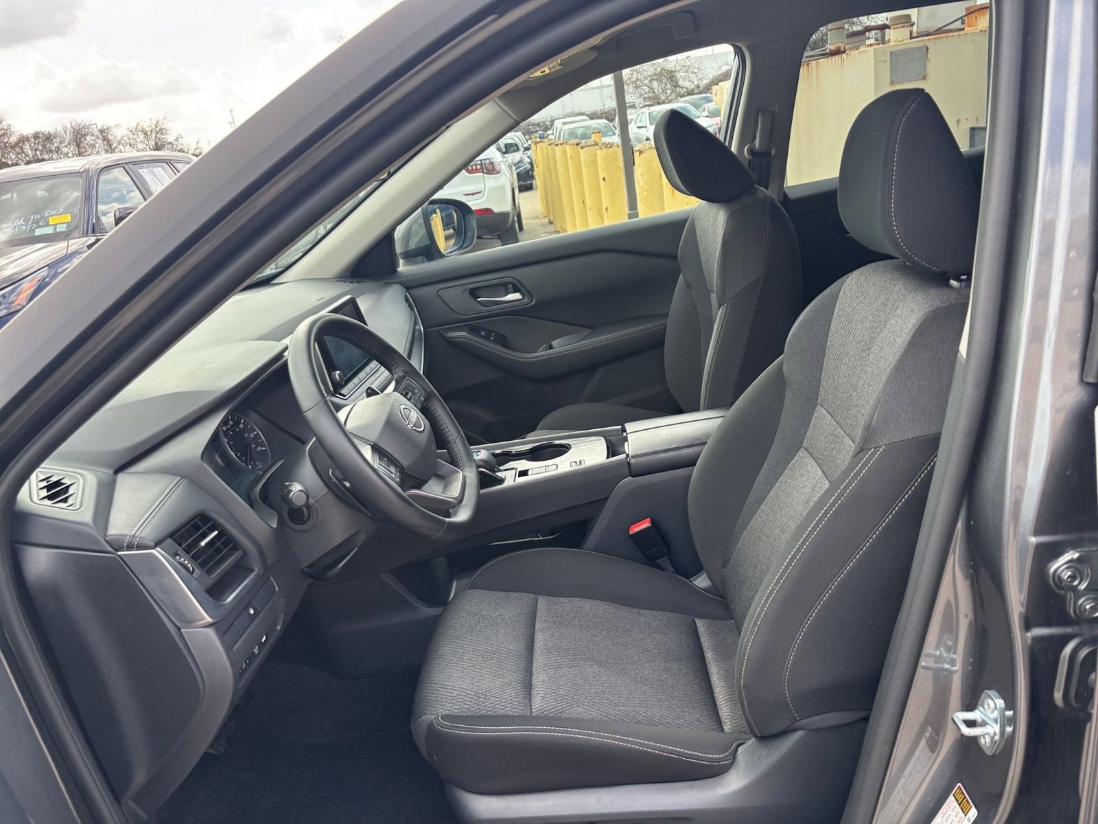 Thumbnail: 2025 Nissan Rogue - 29