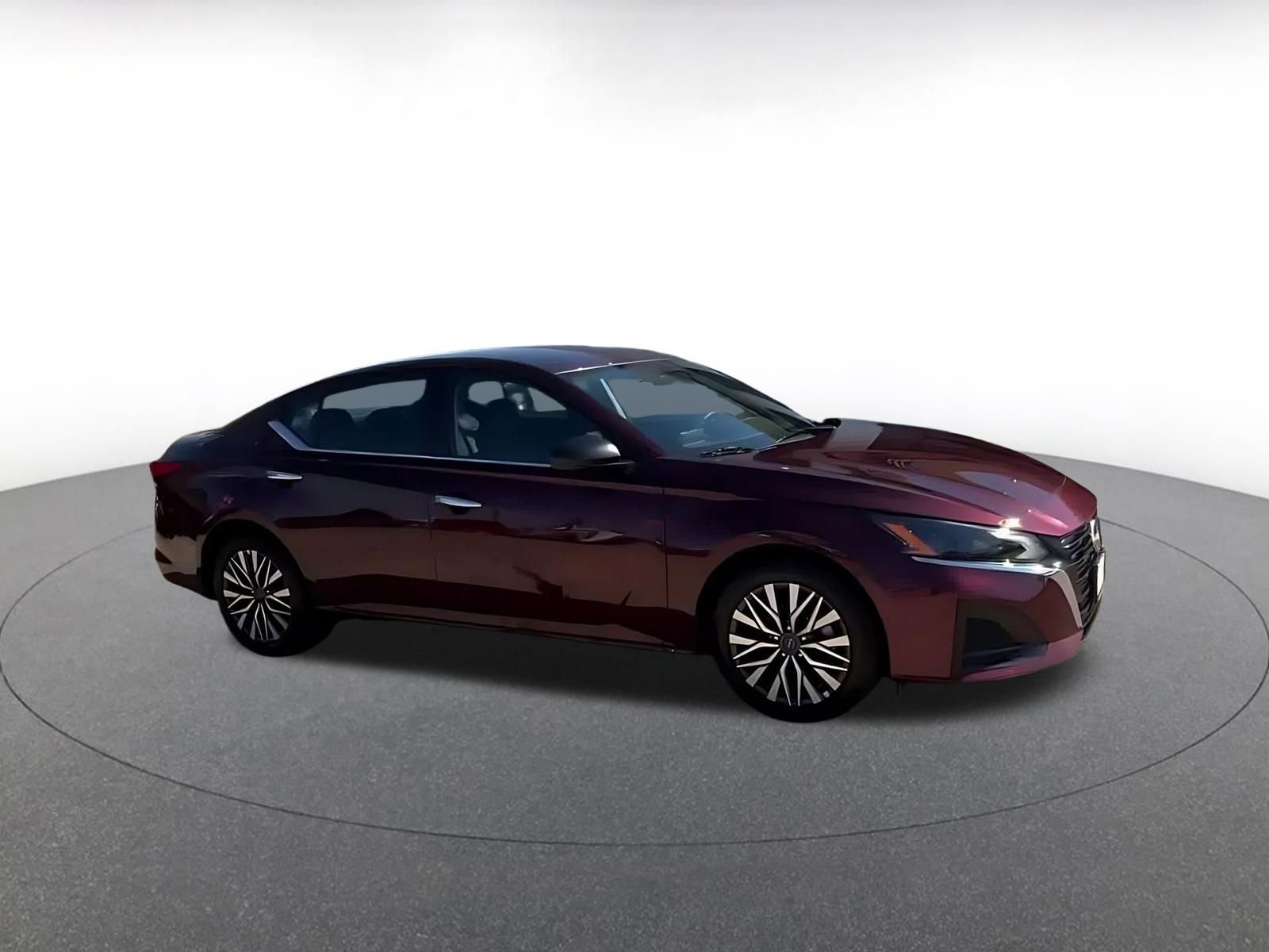Thumbnail: 2025 Nissan Altima - 2