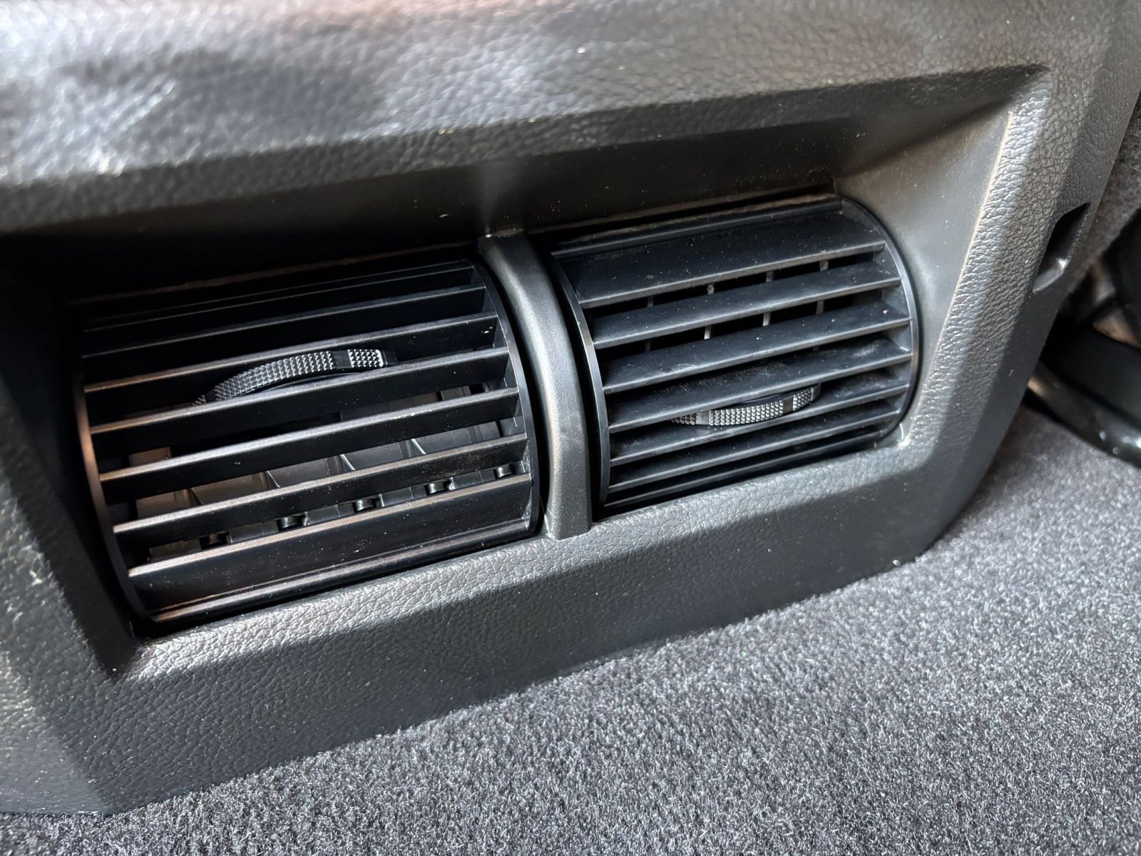 Thumbnail: 2022 RAM 1500 Classic - 23