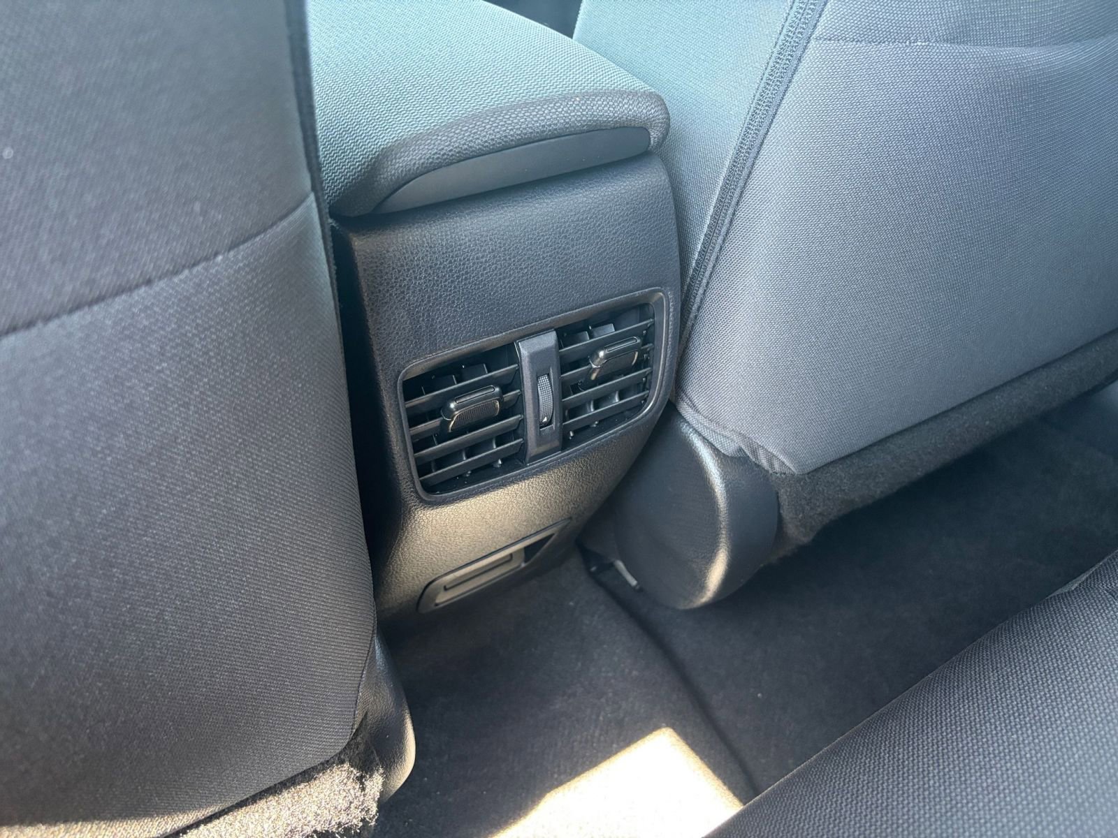 Thumbnail: 2025 Toyota Corolla Cross - 23