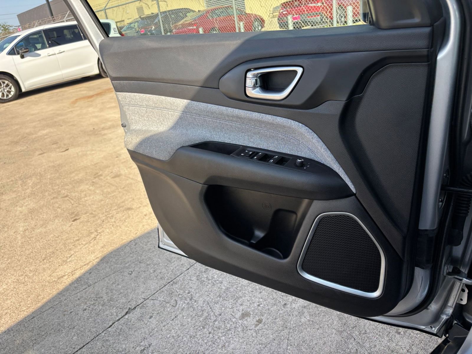 Thumbnail: 2025 Jeep Compass - 18