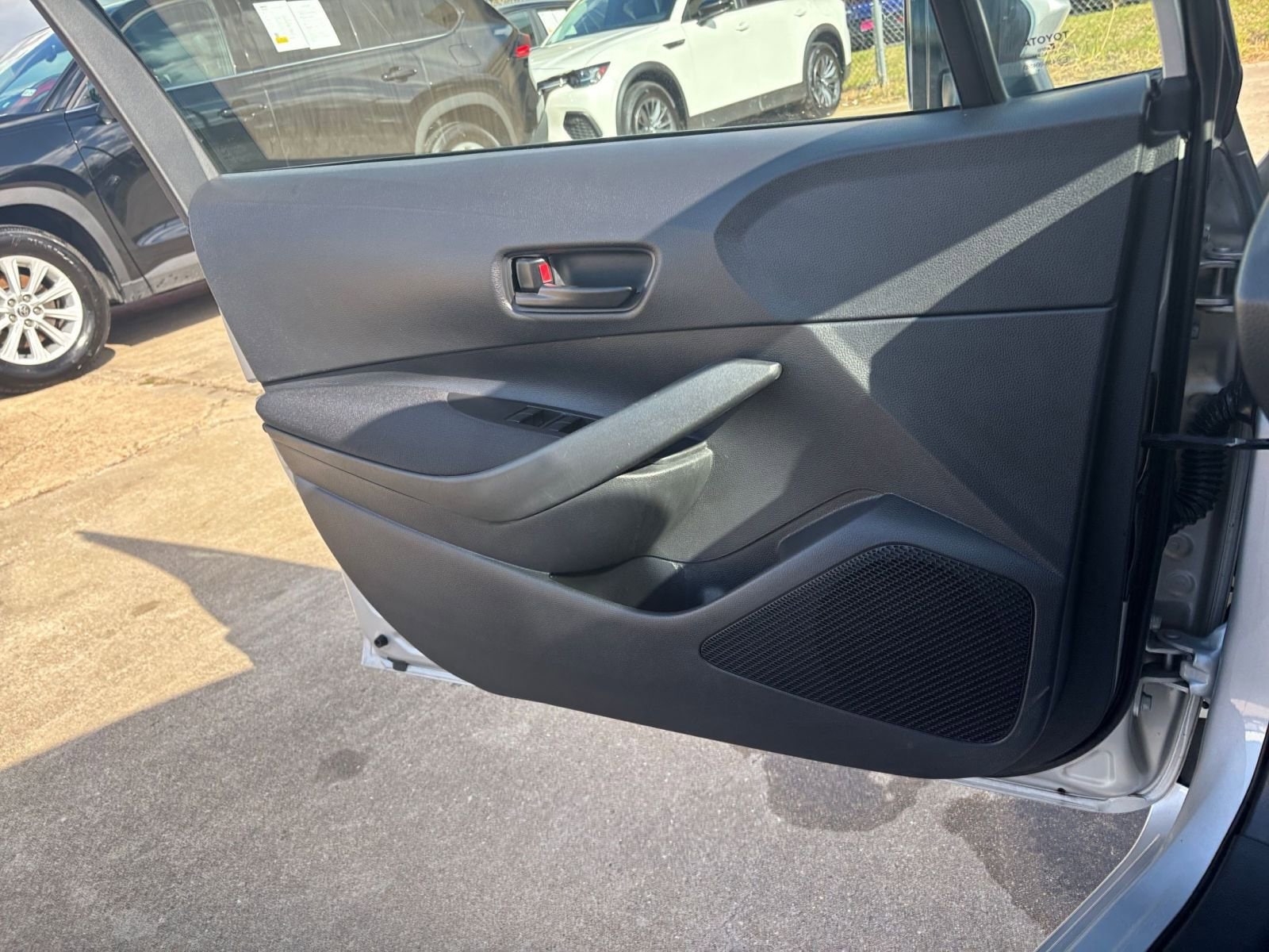 Thumbnail: 2025 Toyota Corolla - 20