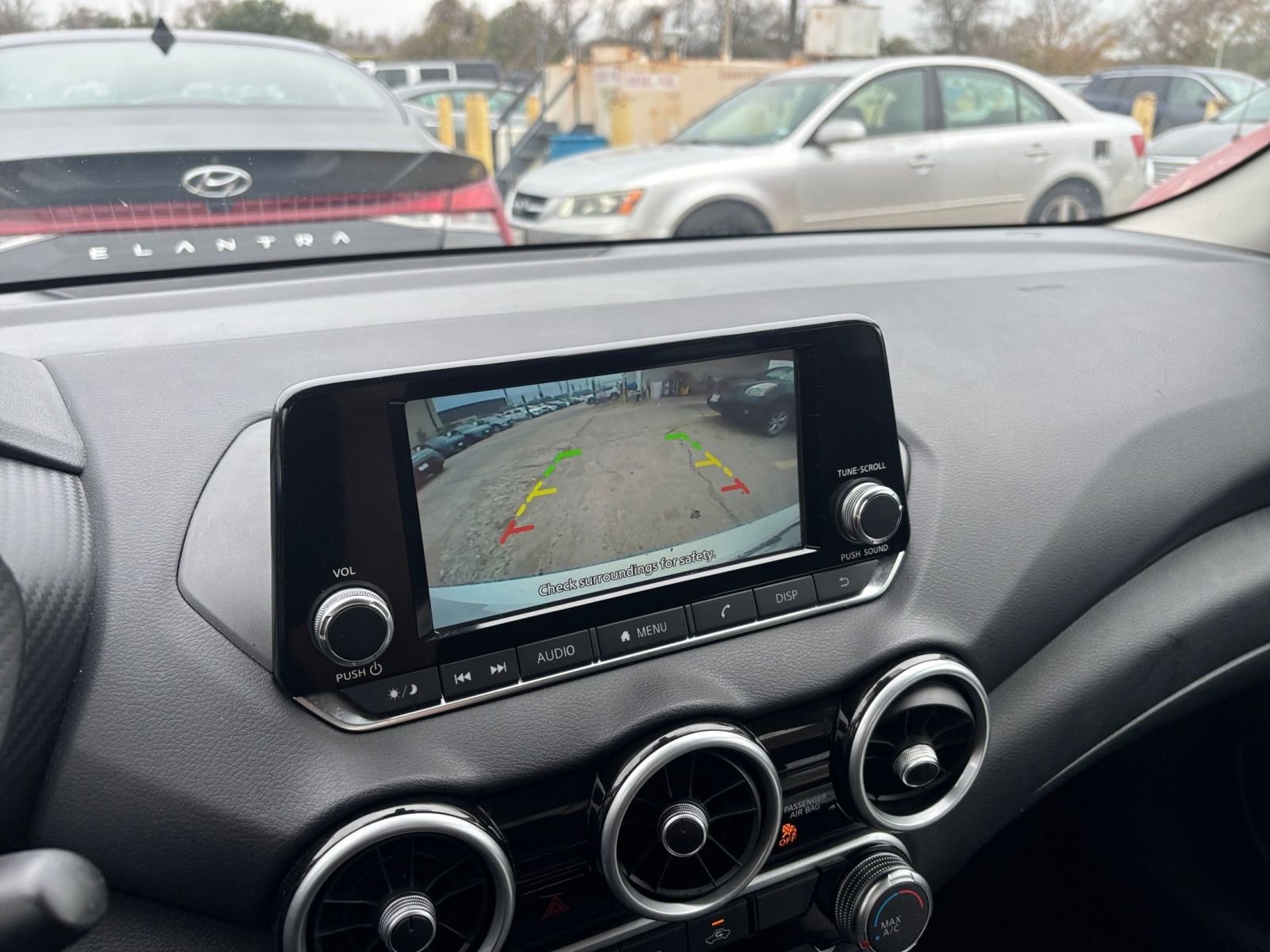 Thumbnail: 2025 Nissan Sentra - 22