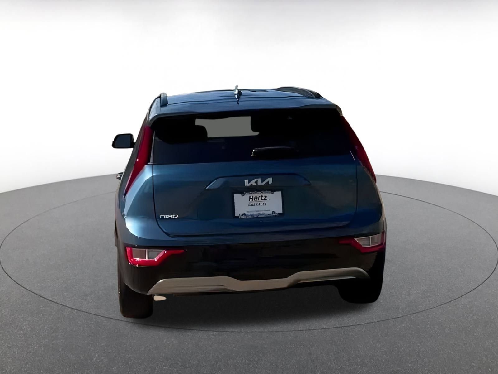 Thumbnail: 2023 Kia Niro - 11