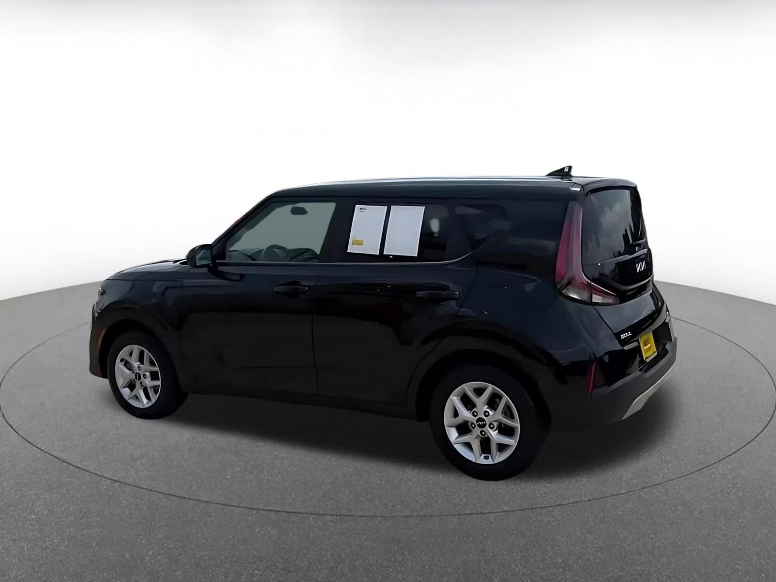 Thumbnail: 2025 Kia Soul - 10