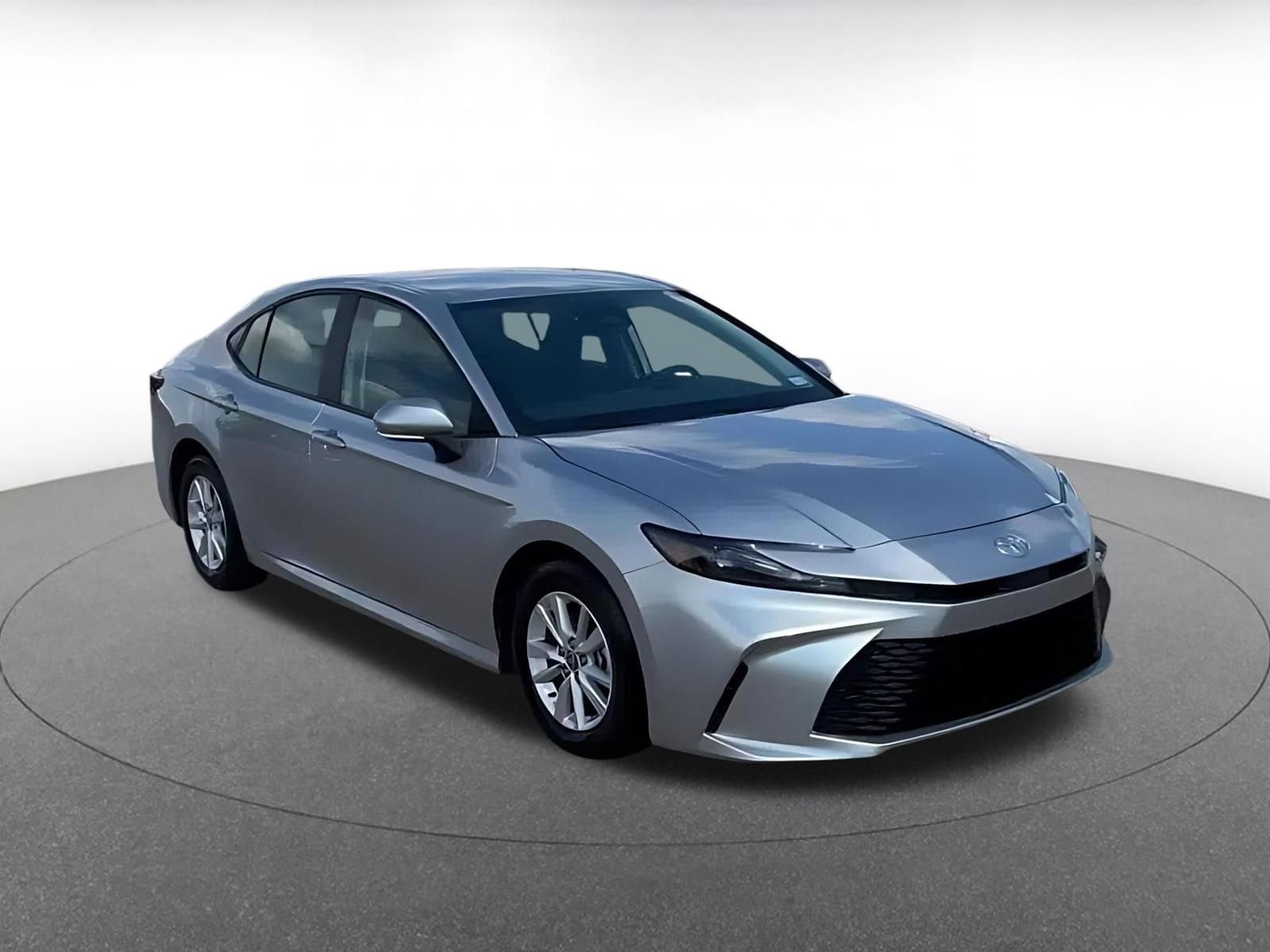 Thumbnail: 2025 Toyota Camry - 3