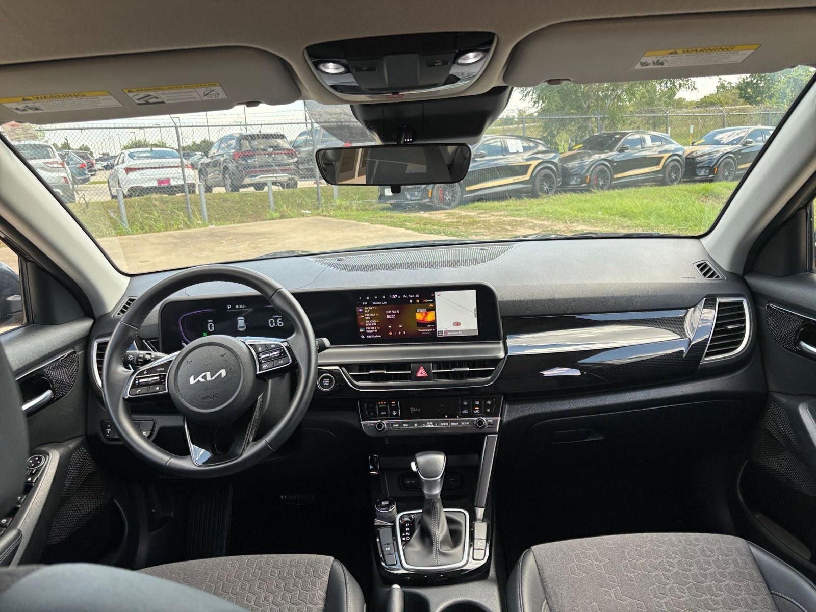 Thumbnail: 2025 Kia Seltos - 32