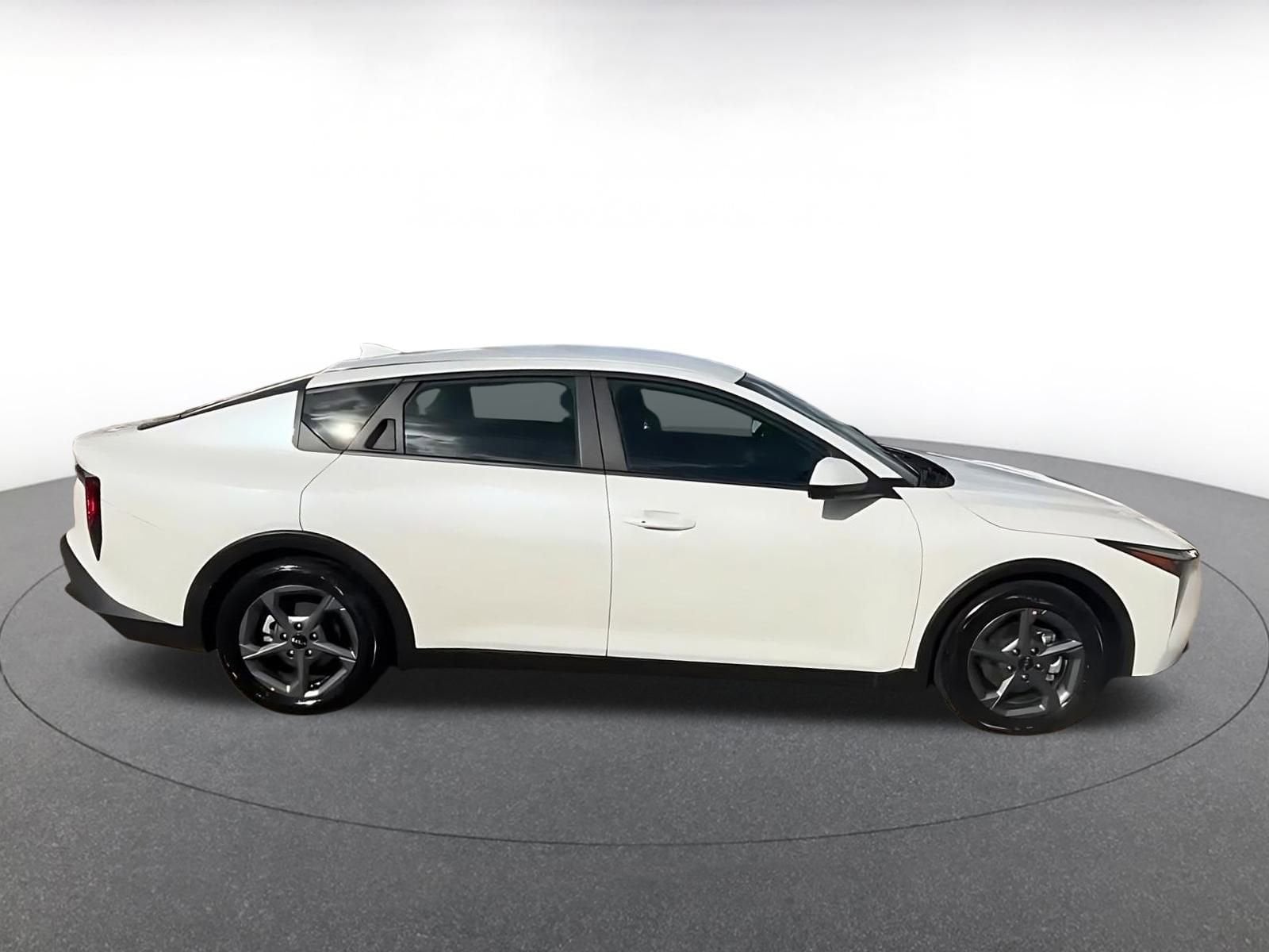 Thumbnail: 2025 Kia K4 - 16