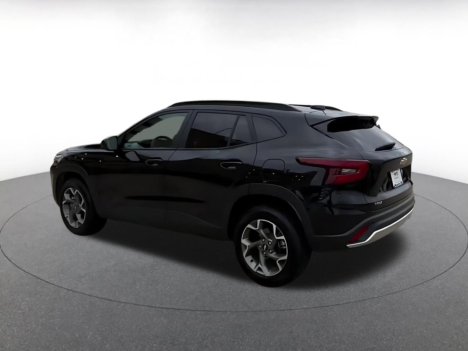 Thumbnail: 2025 Chevrolet Trax - 10