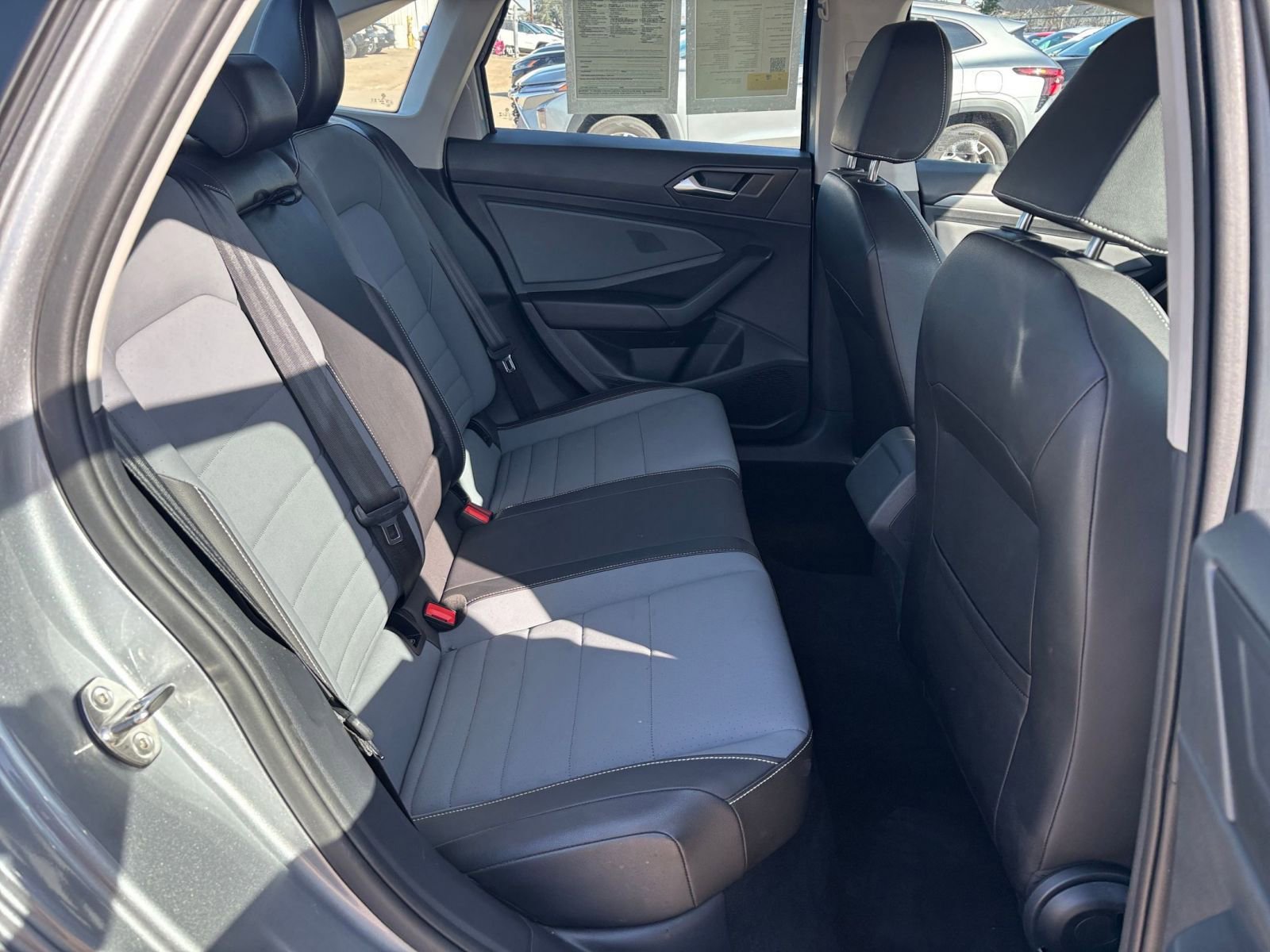 Thumbnail: 2025 Volkswagen Jetta - 25