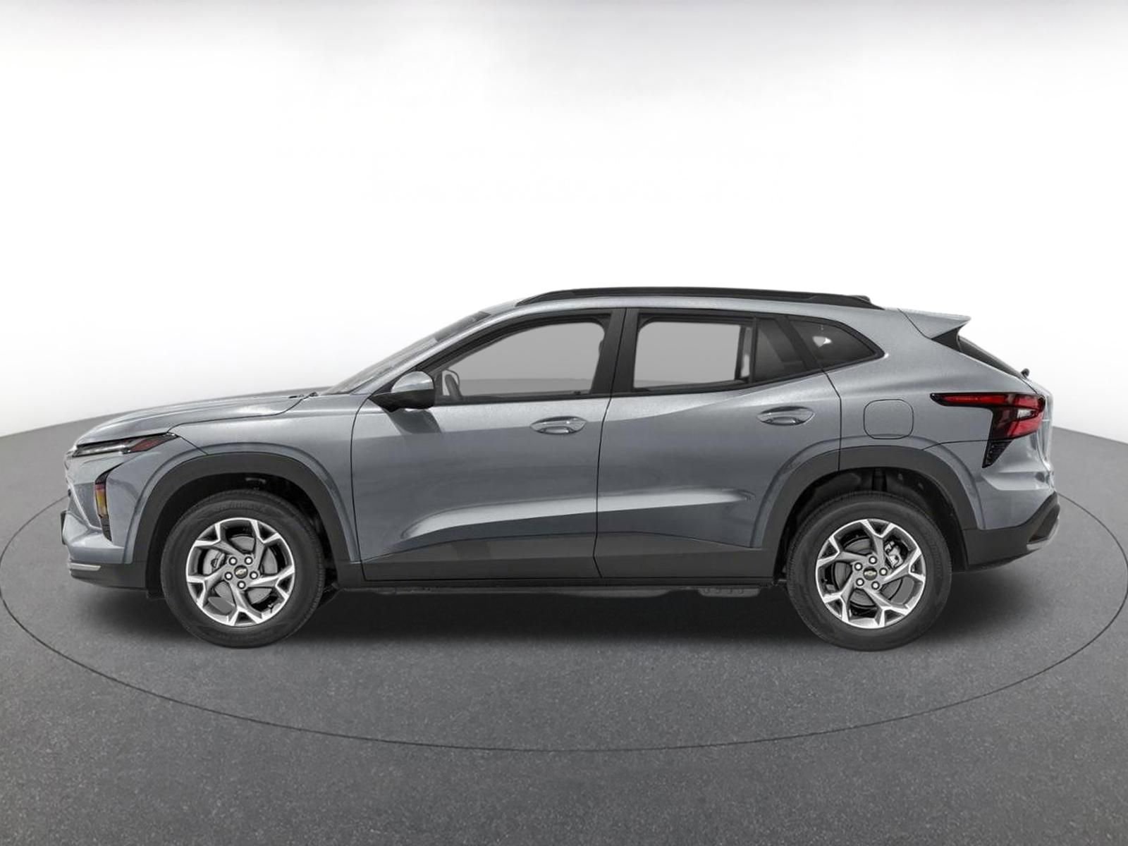 Thumbnail: 2025 Chevrolet Trax - 3