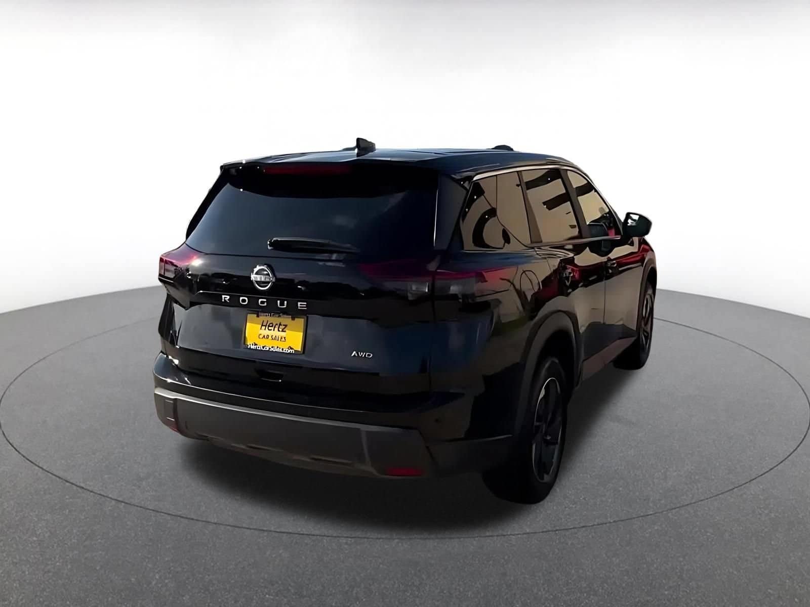 Thumbnail: 2025 Nissan Rogue - 15