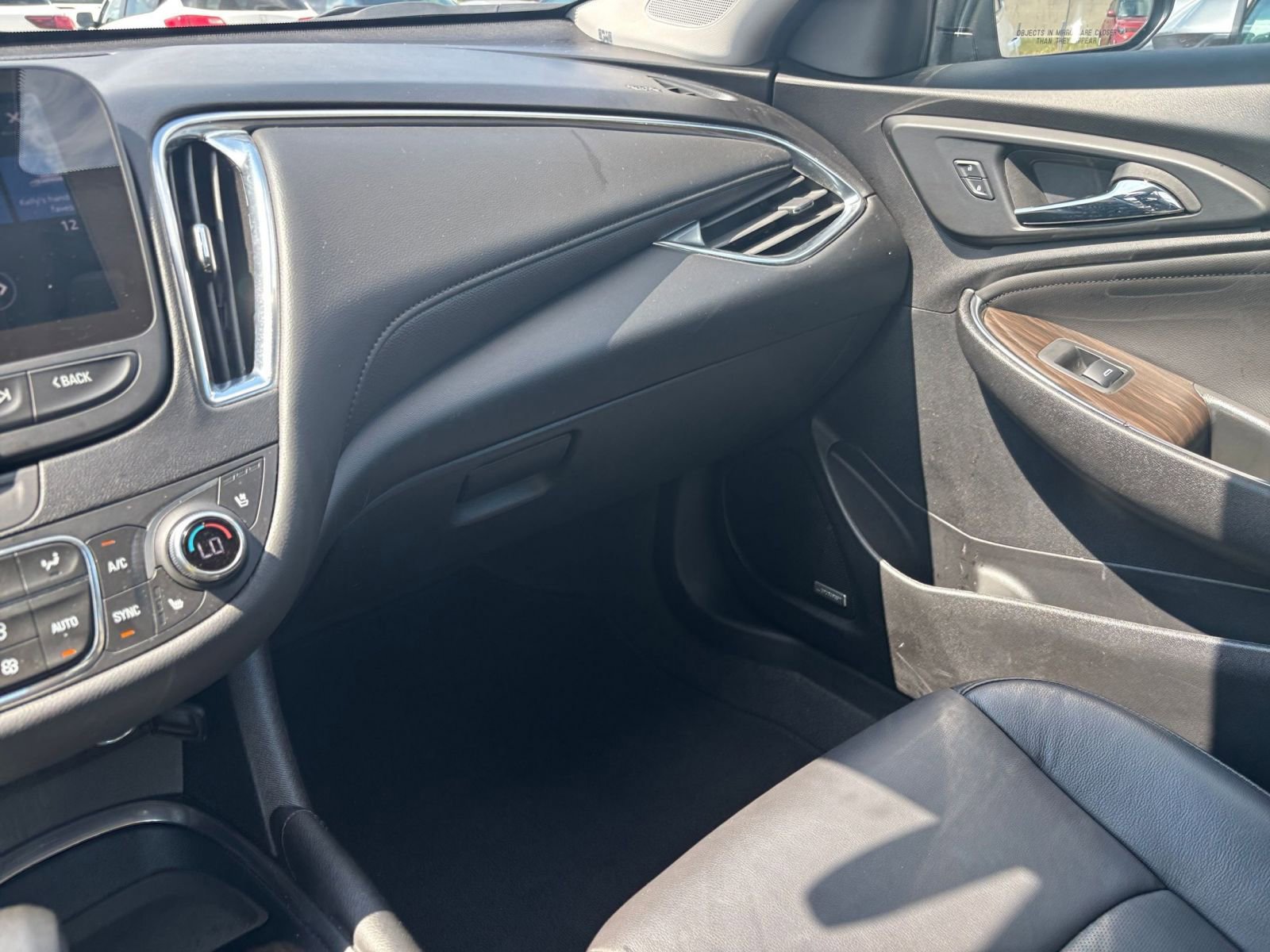 Thumbnail: 2024 Chevrolet Malibu - 35