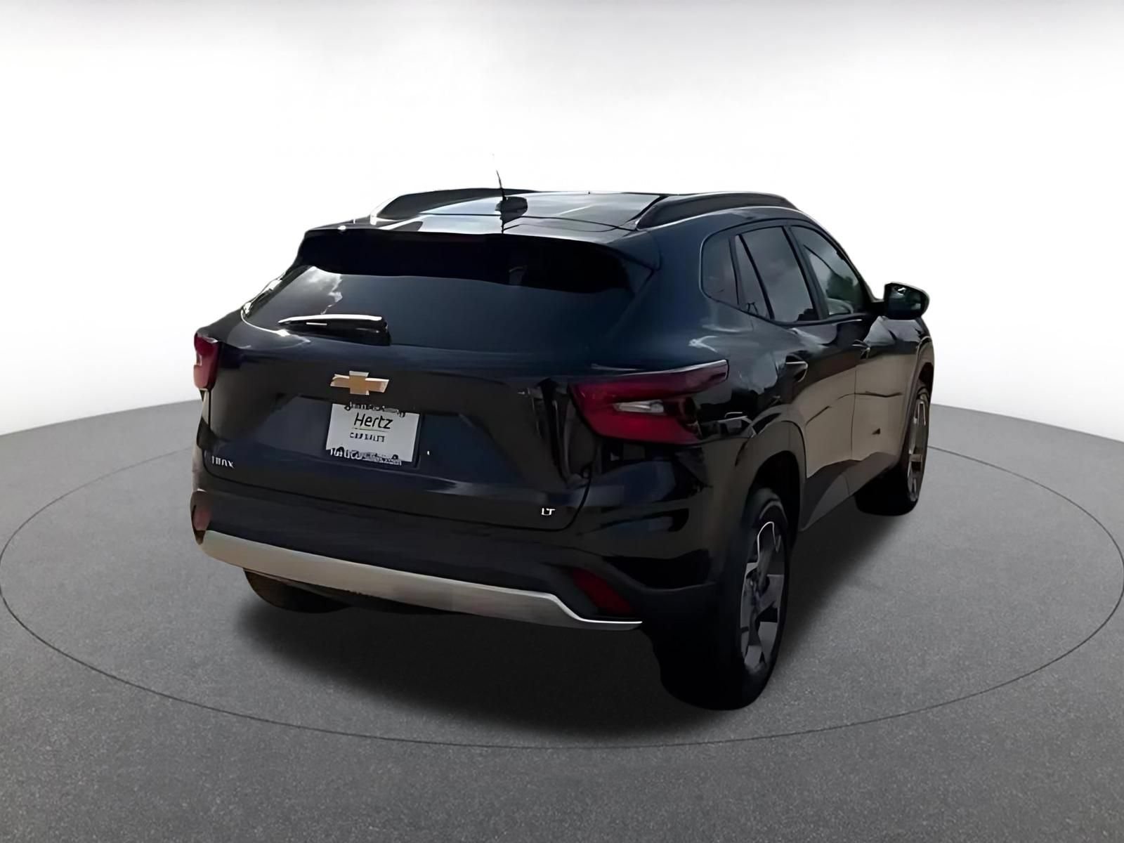 Thumbnail: 2025 Chevrolet Trax - 14
