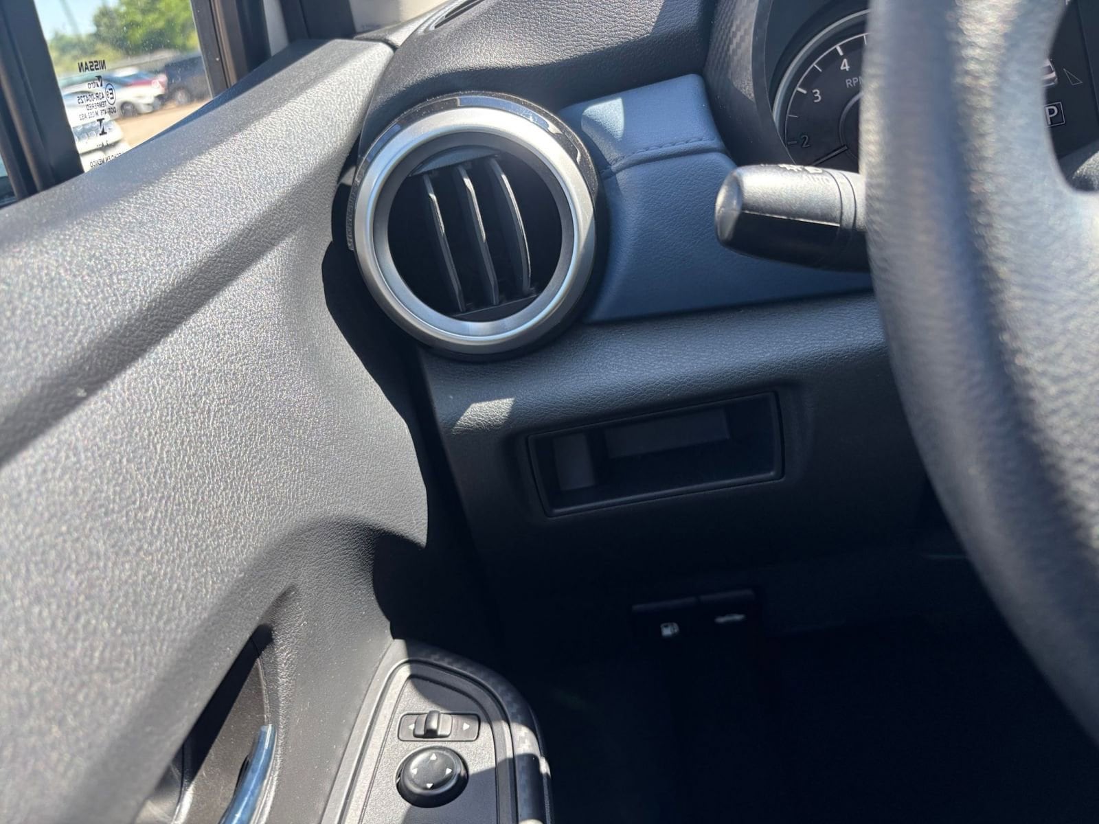Thumbnail: 2025 Nissan Versa - 32
