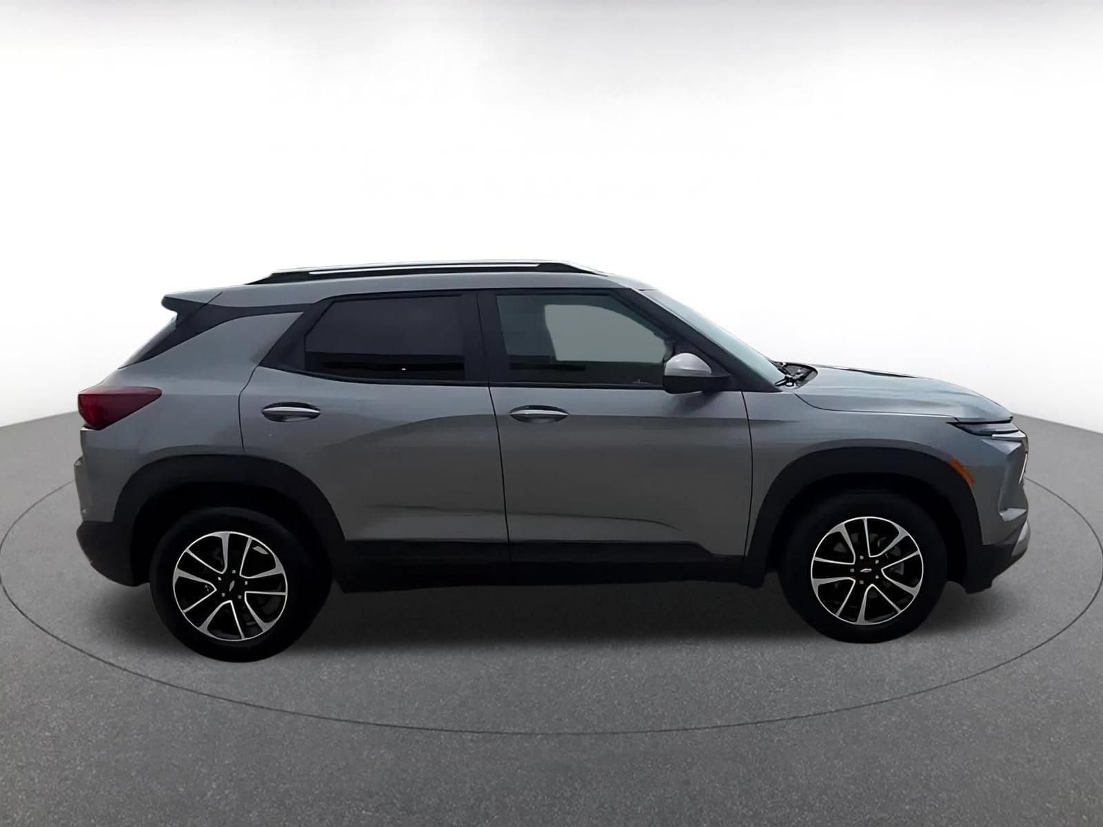 Thumbnail: 2025 Chevrolet TrailBlazer - 16