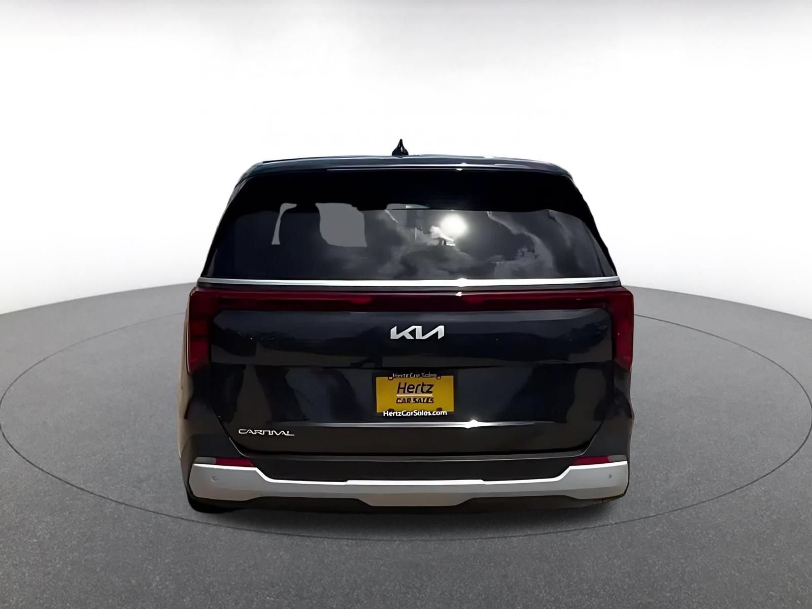 Thumbnail: 2026 Kia Carnival - 12