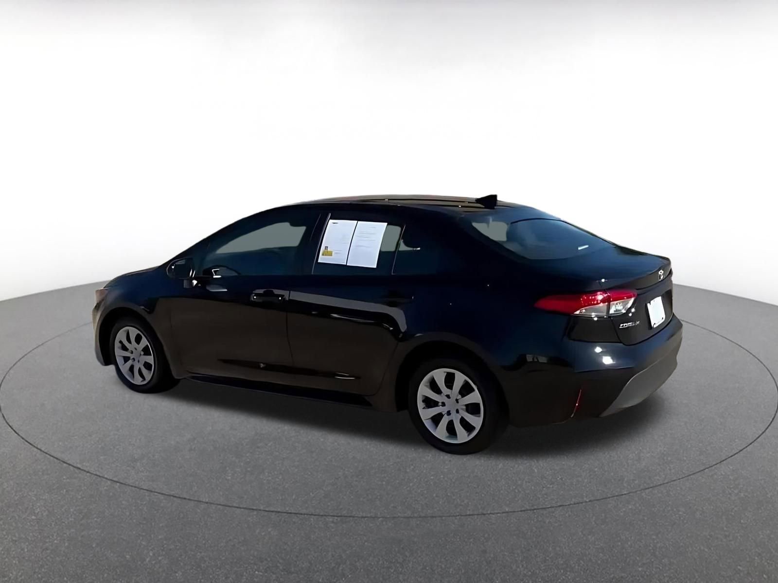 Thumbnail: 2025 Toyota Corolla - 10