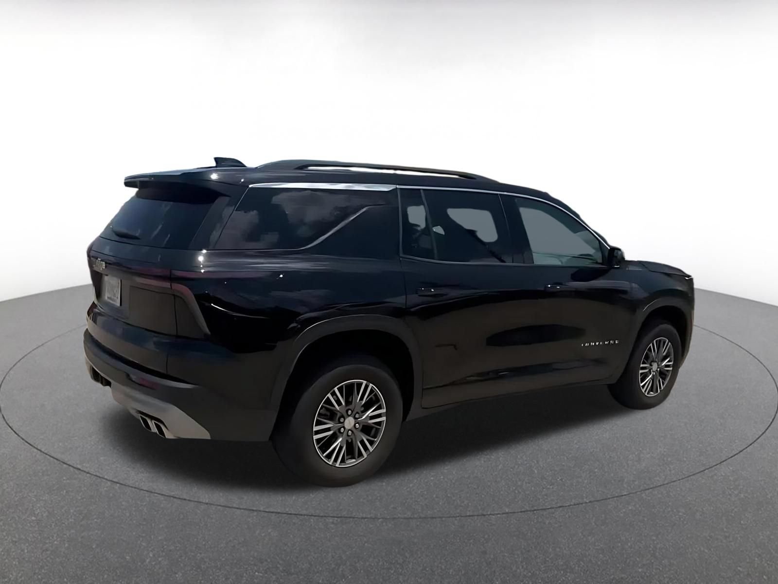 Thumbnail: 2025 Chevrolet Traverse - 14