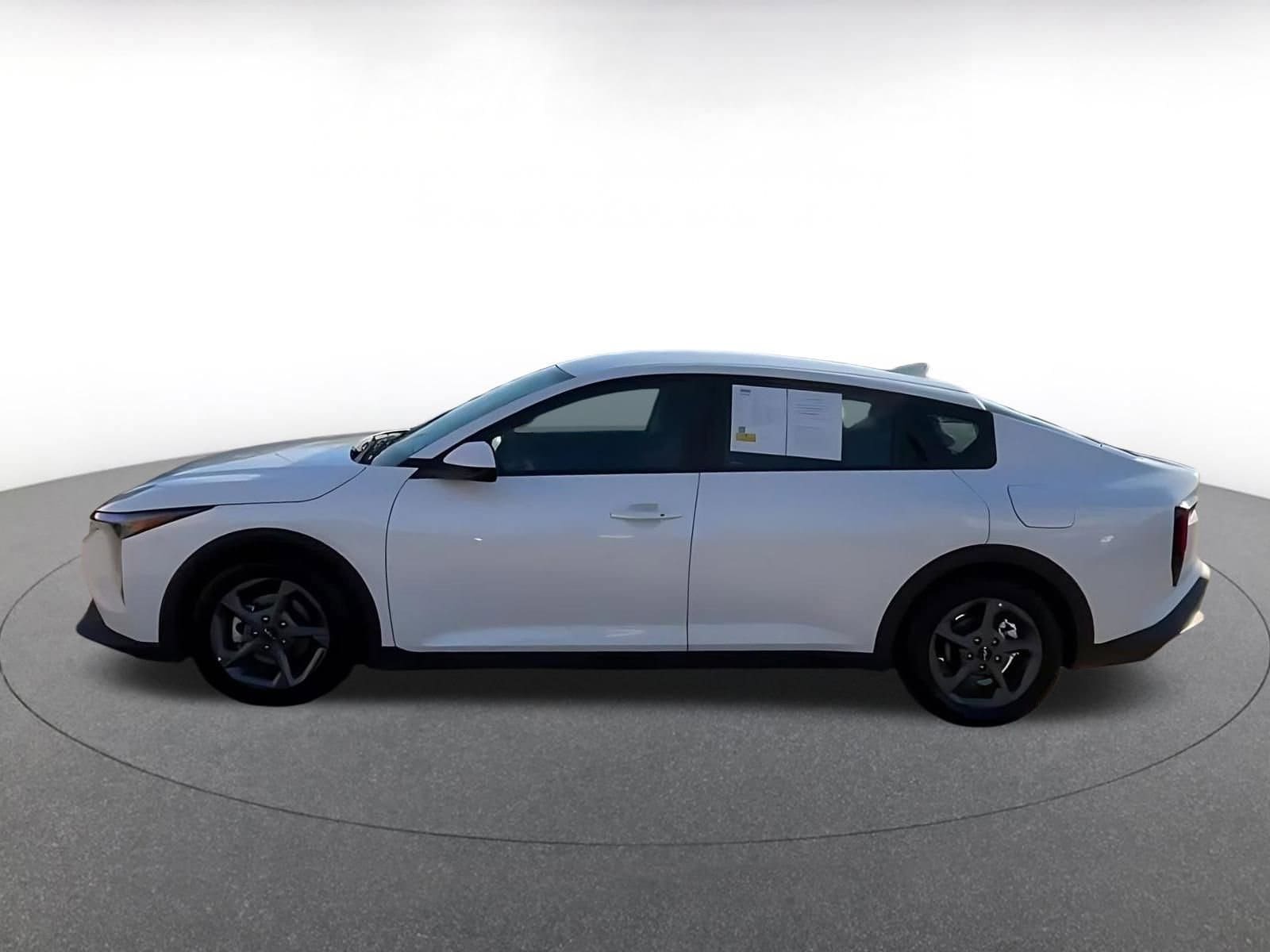 Thumbnail: 2025 Kia K4 - 9