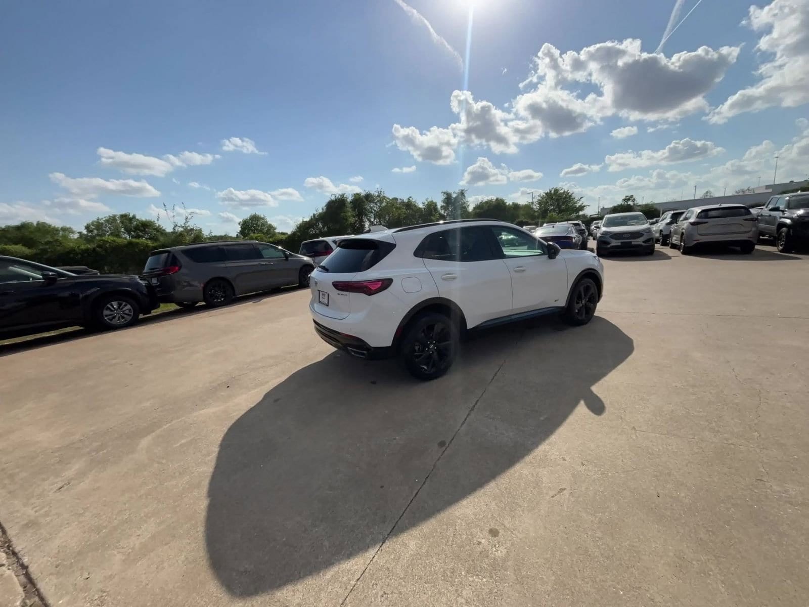 Thumbnail: 2024 Buick Envision - 16