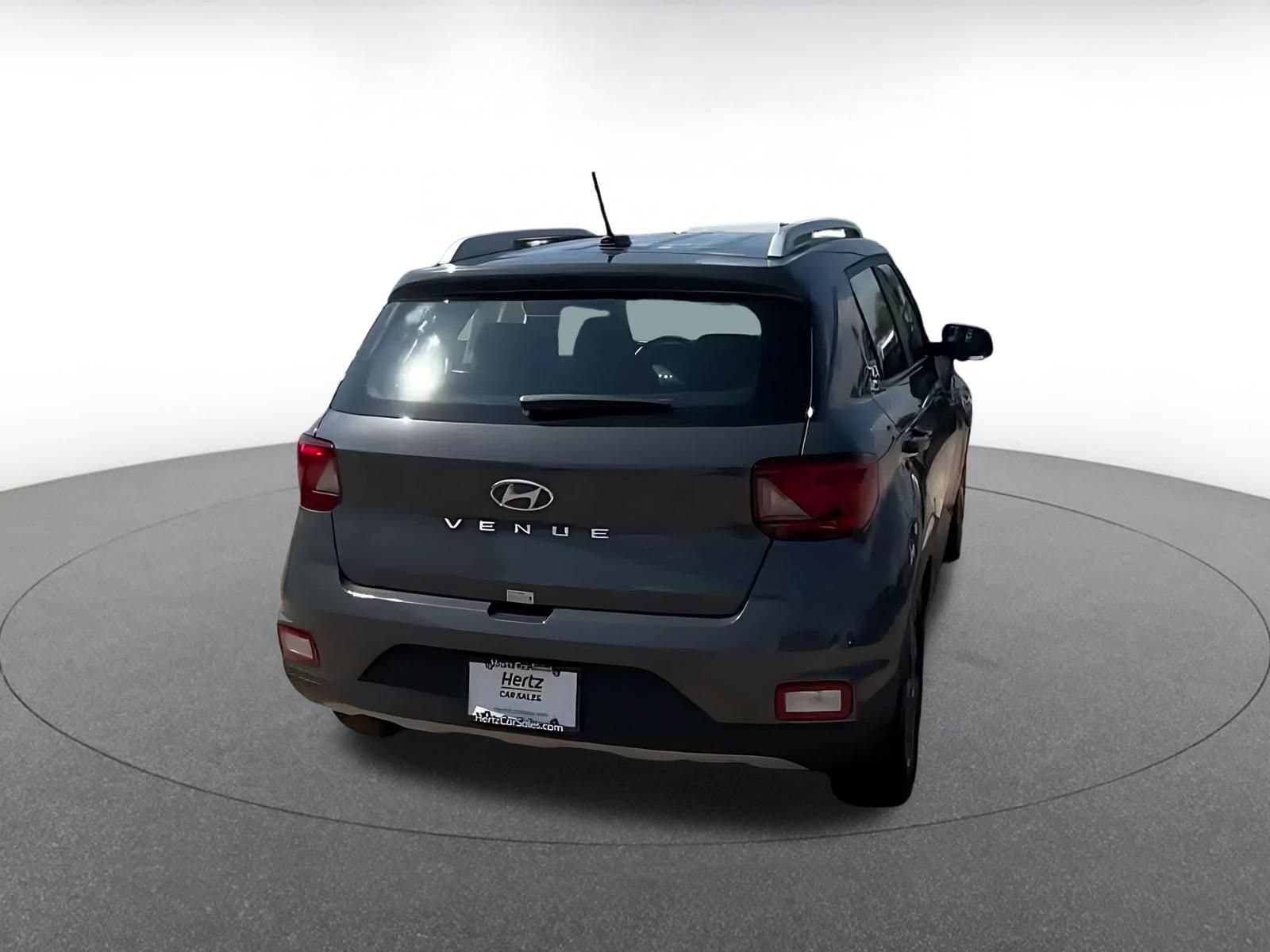 Thumbnail: 2026 Hyundai Venue - 14