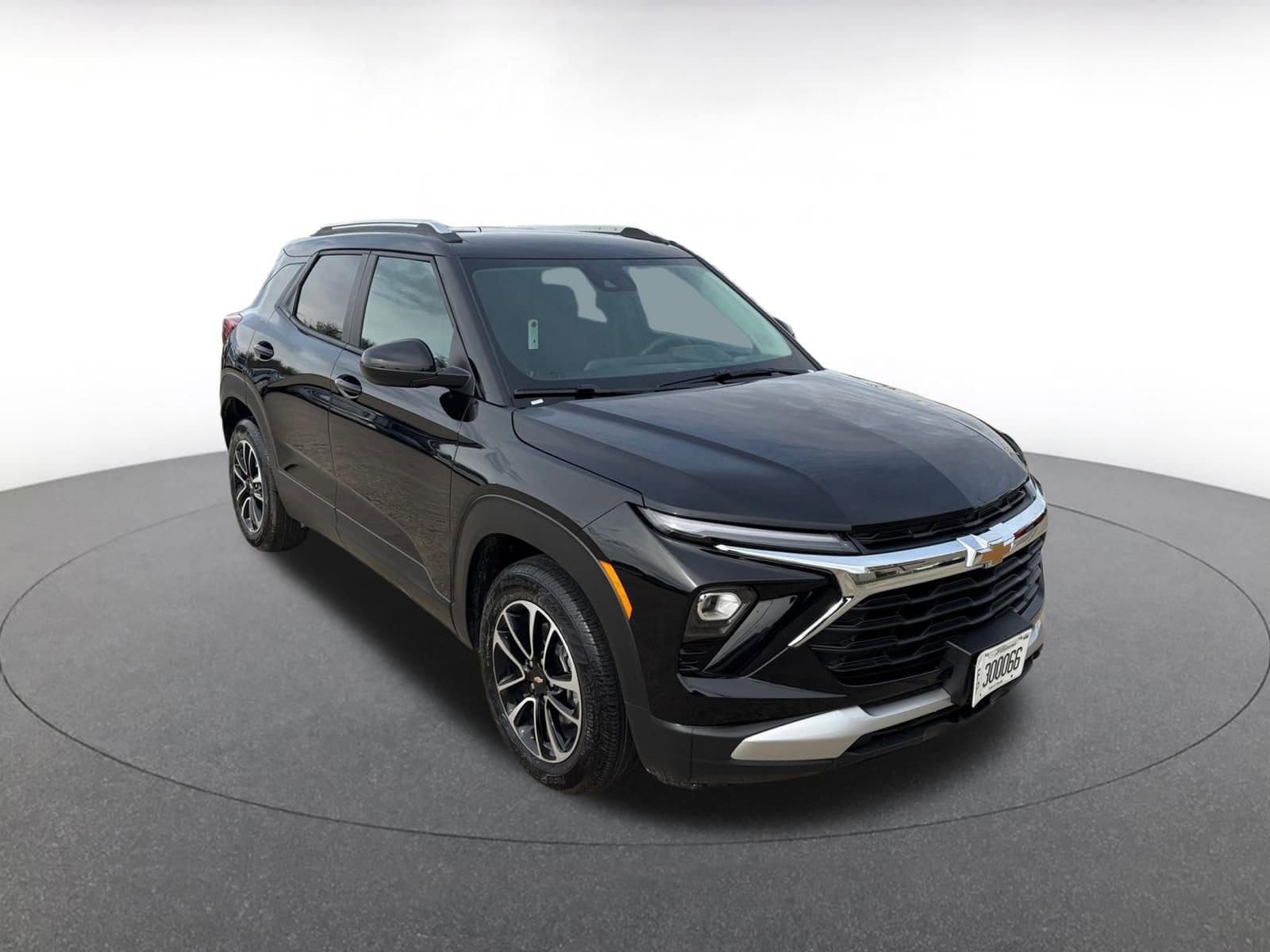 Thumbnail: 2025 Chevrolet TrailBlazer - 1