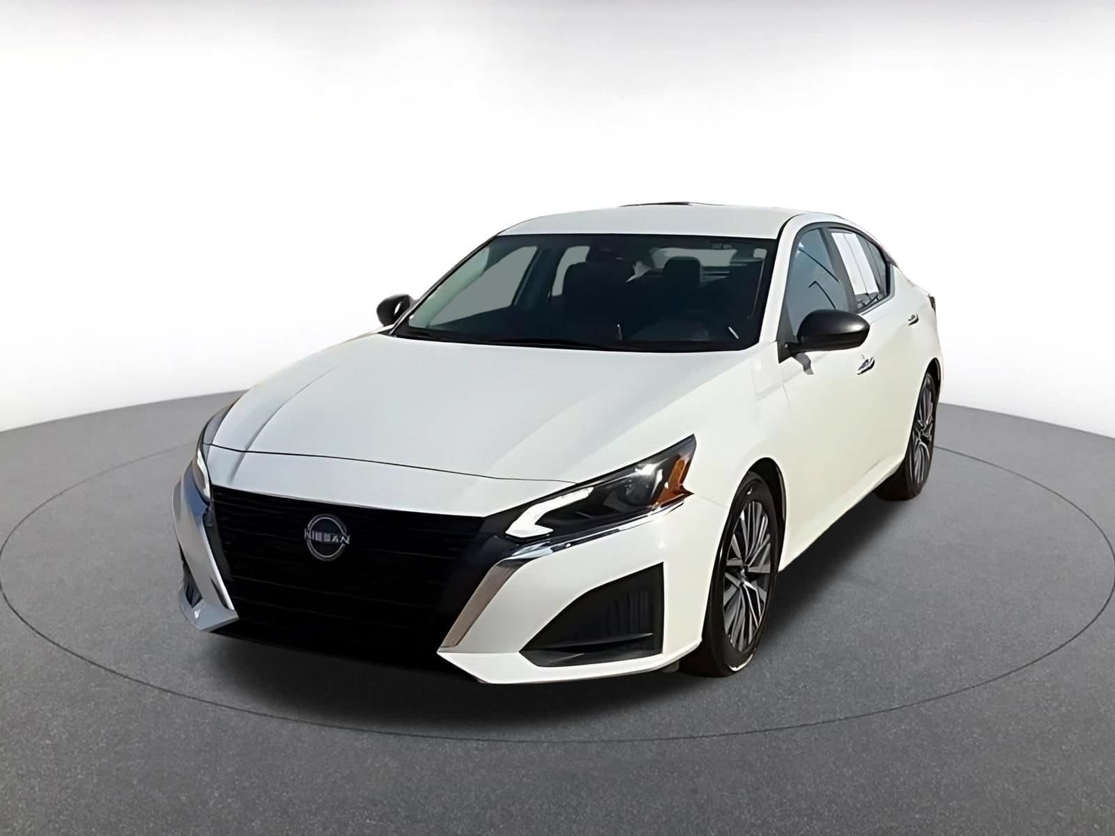 Thumbnail: 2025 Nissan Altima - 7