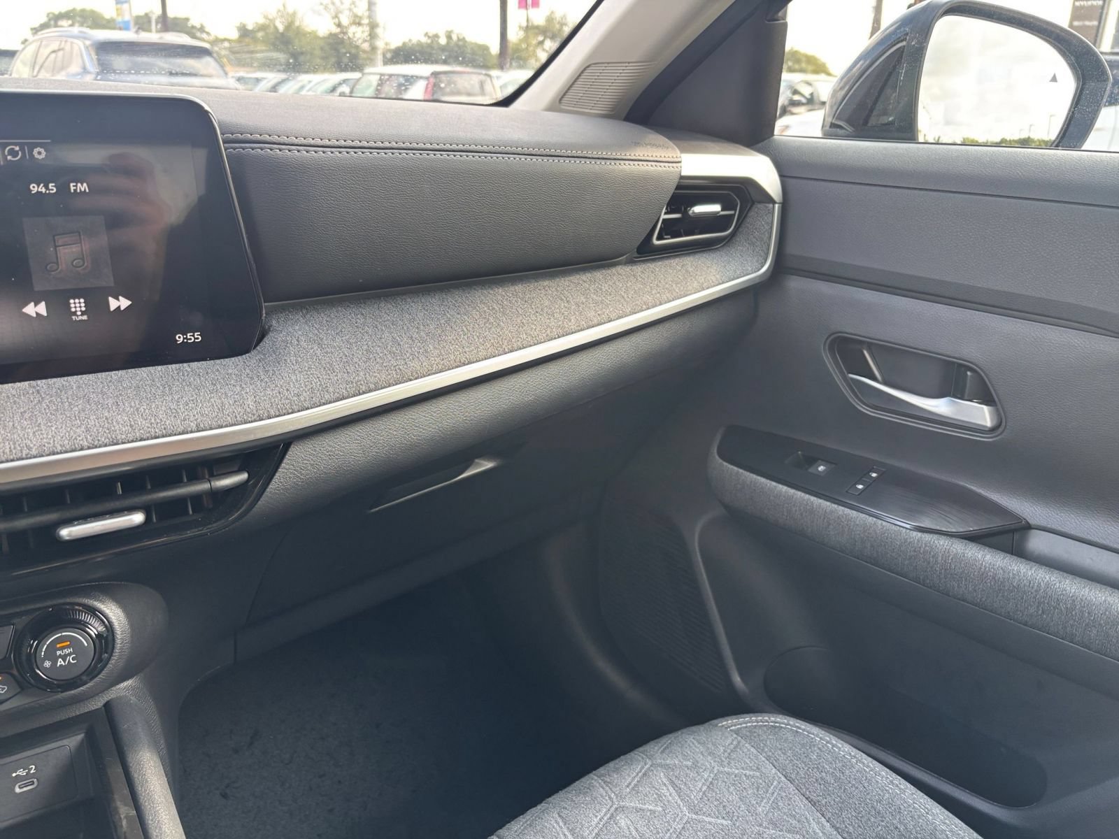 Thumbnail: 2026 Nissan Kicks - 33