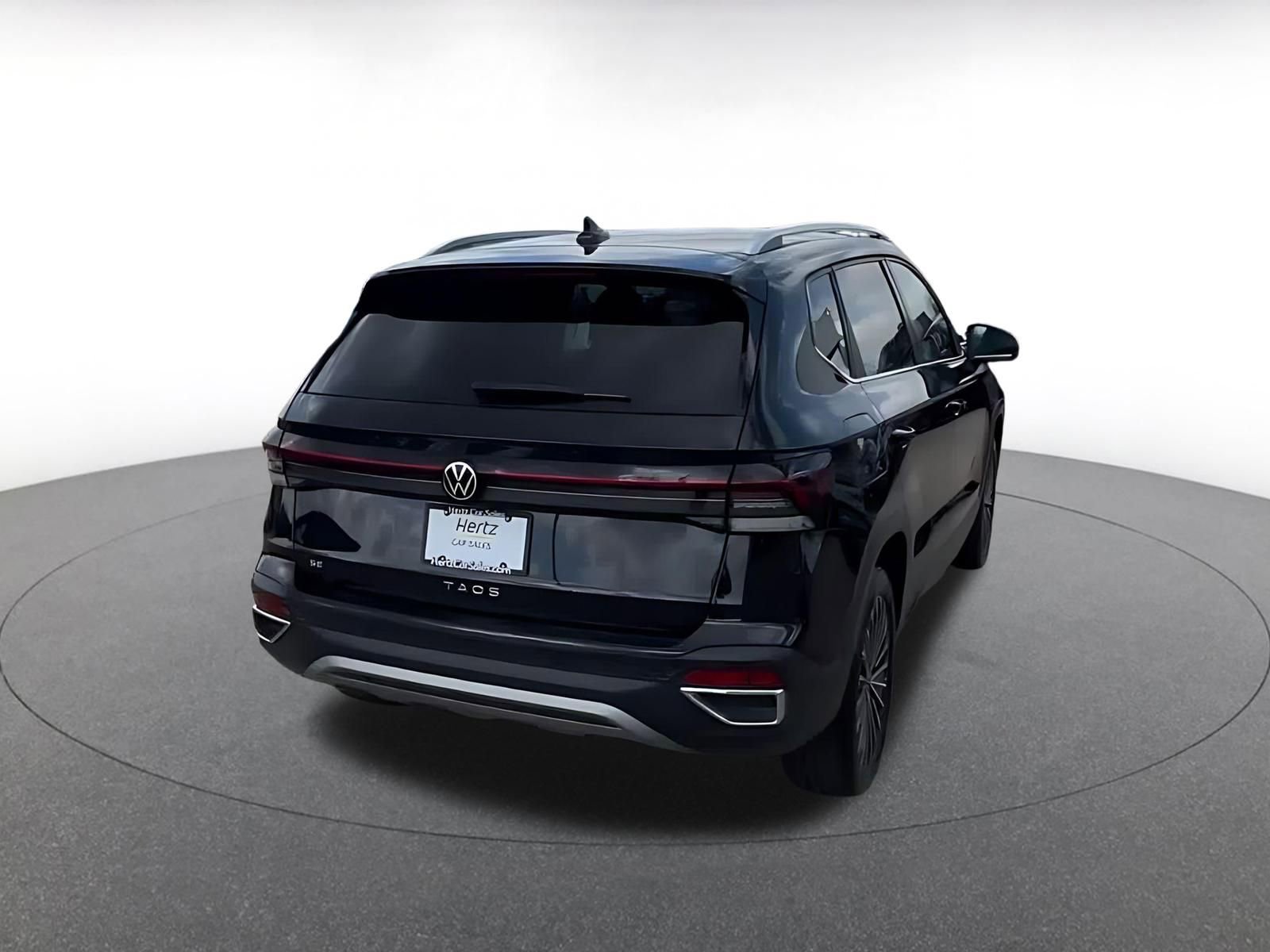 Thumbnail: 2025 Volkswagen Taos - 14