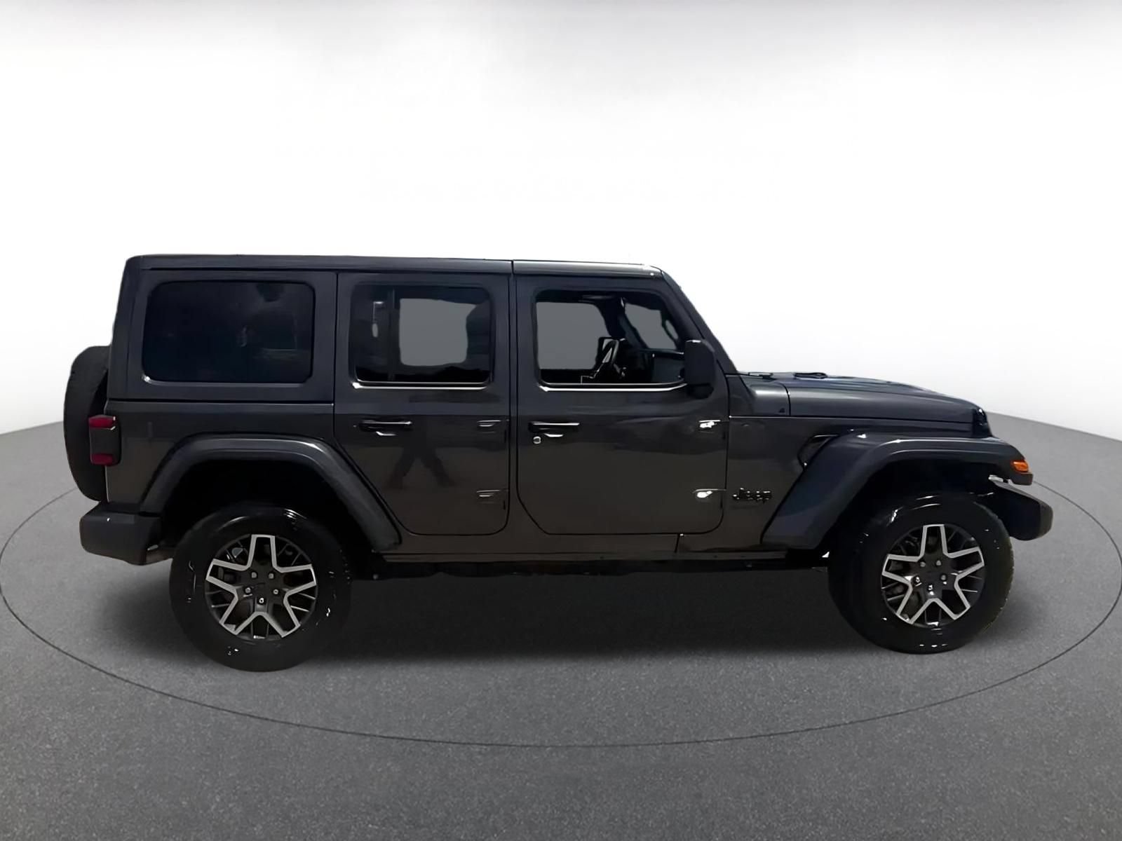 Thumbnail: 2025 Jeep Wrangler - 15