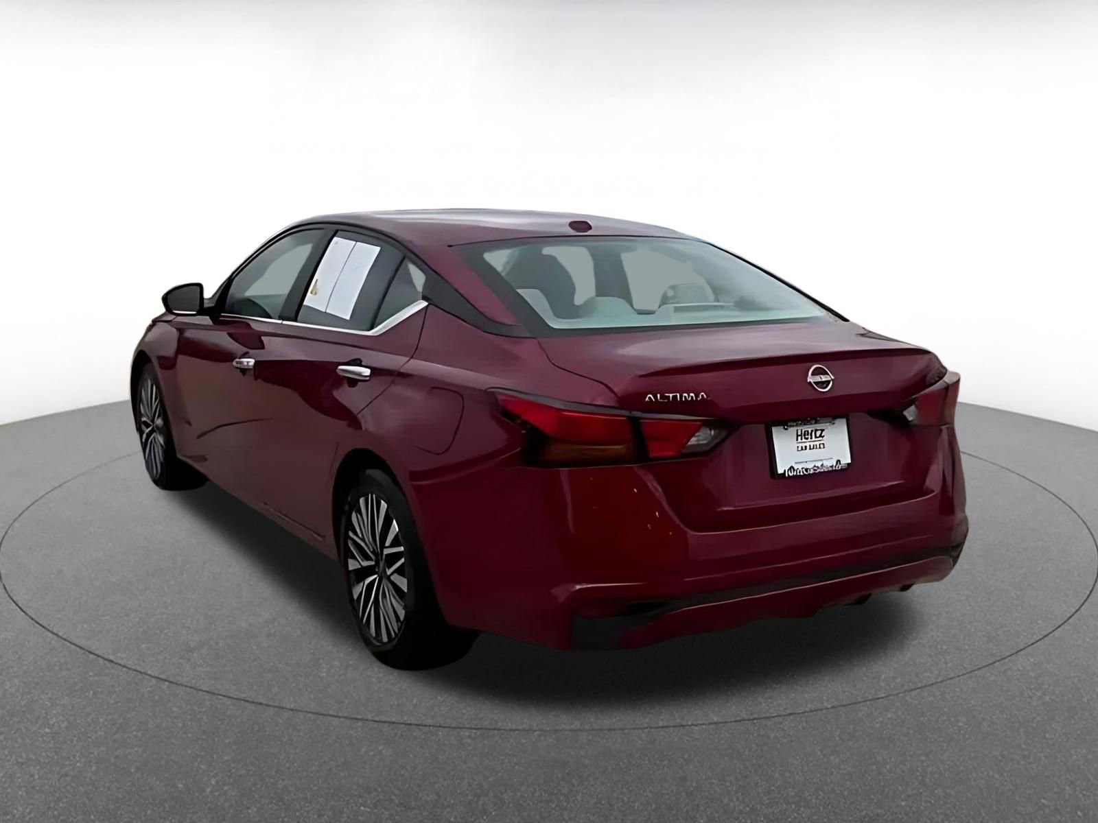 Thumbnail: 2025 Nissan Altima - 10