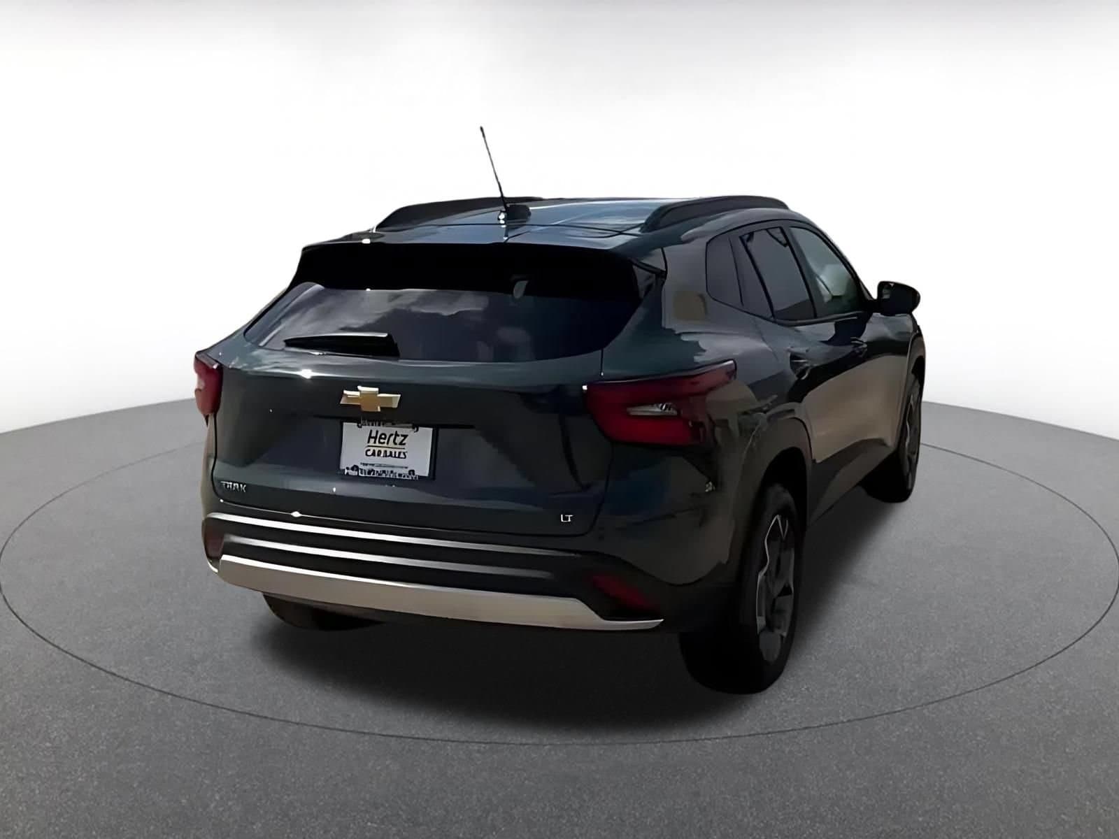 Thumbnail: 2025 Chevrolet Trax - 14