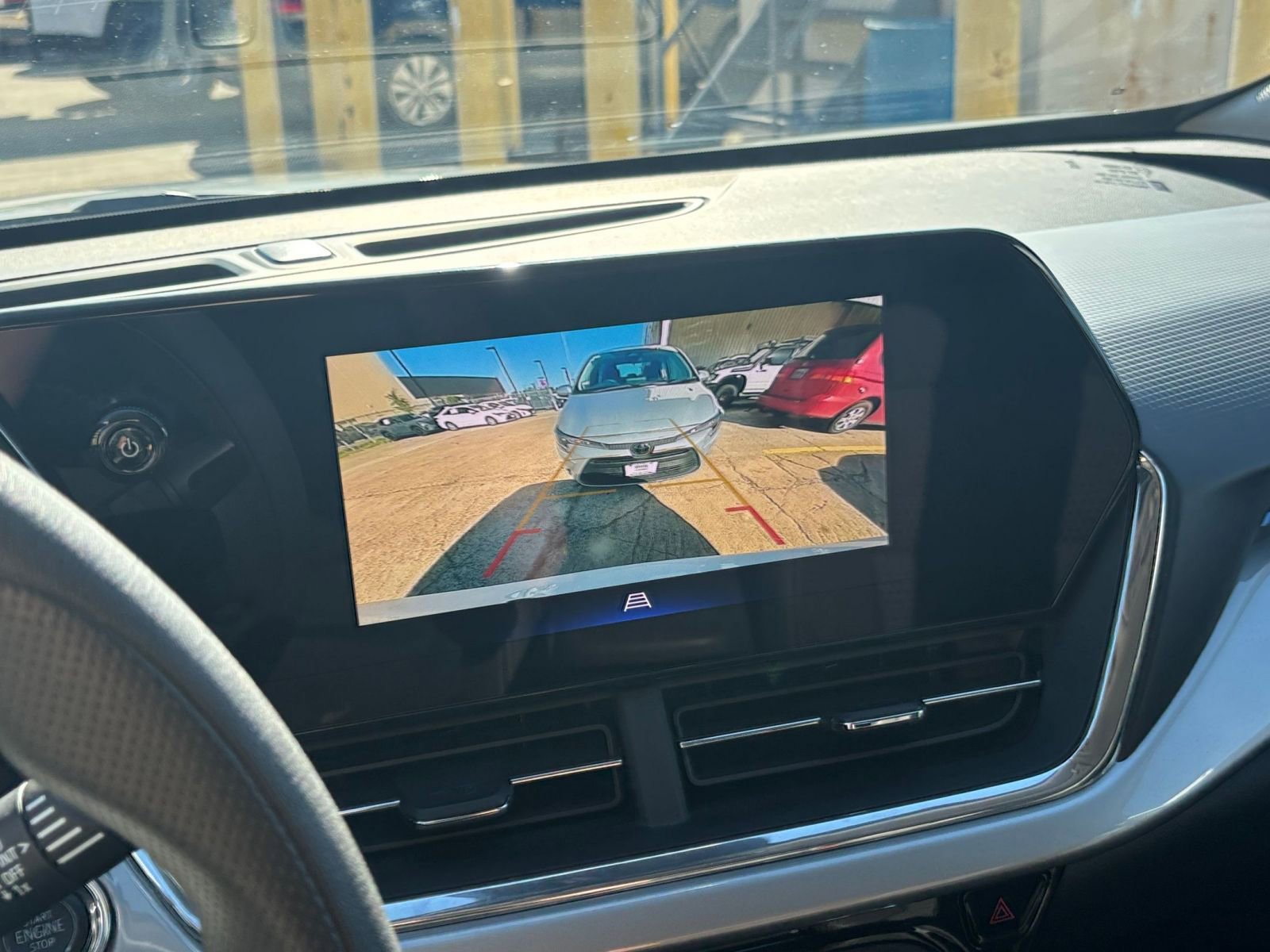 Thumbnail: 2025 Chevrolet Trax - 17