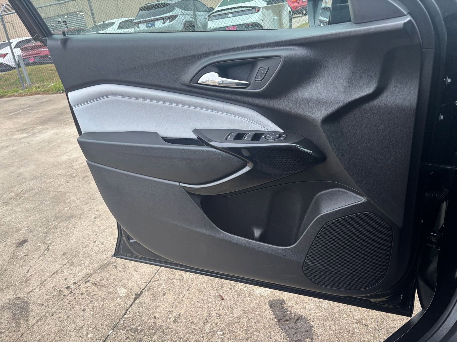 Thumbnail: 2025 Chevrolet Trax - 20