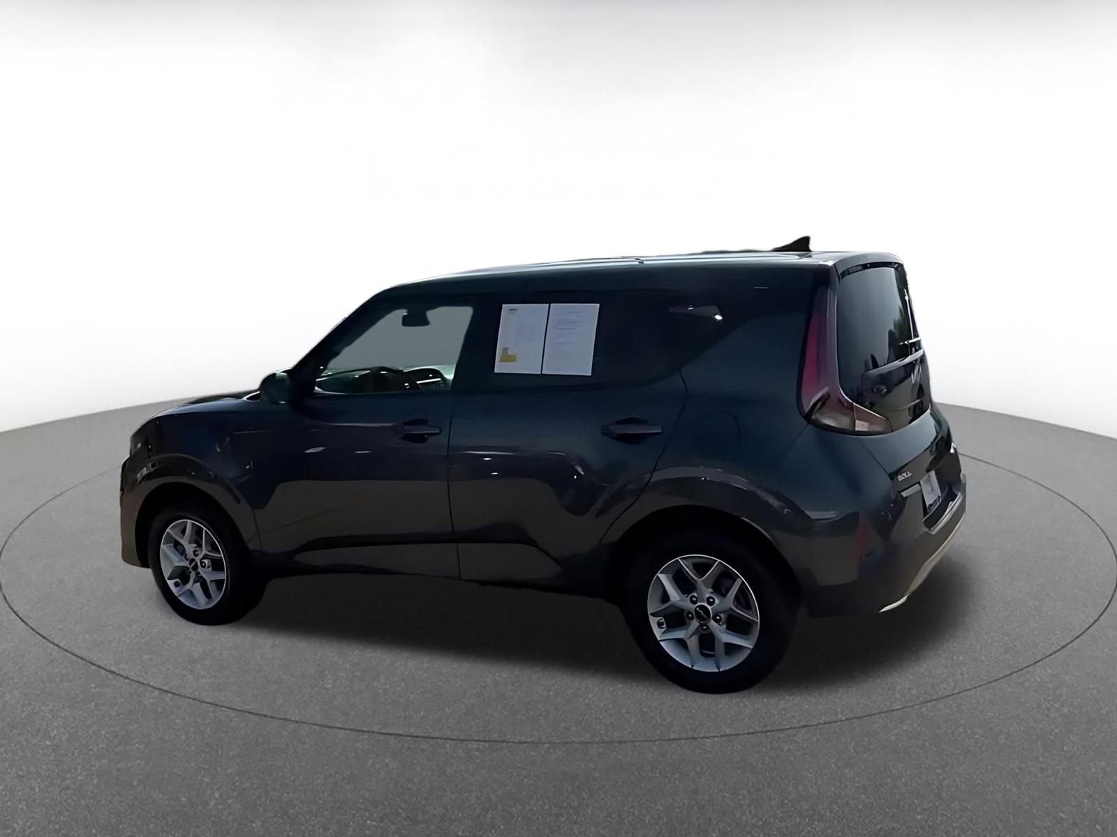 Thumbnail: 2025 Kia Soul - 10