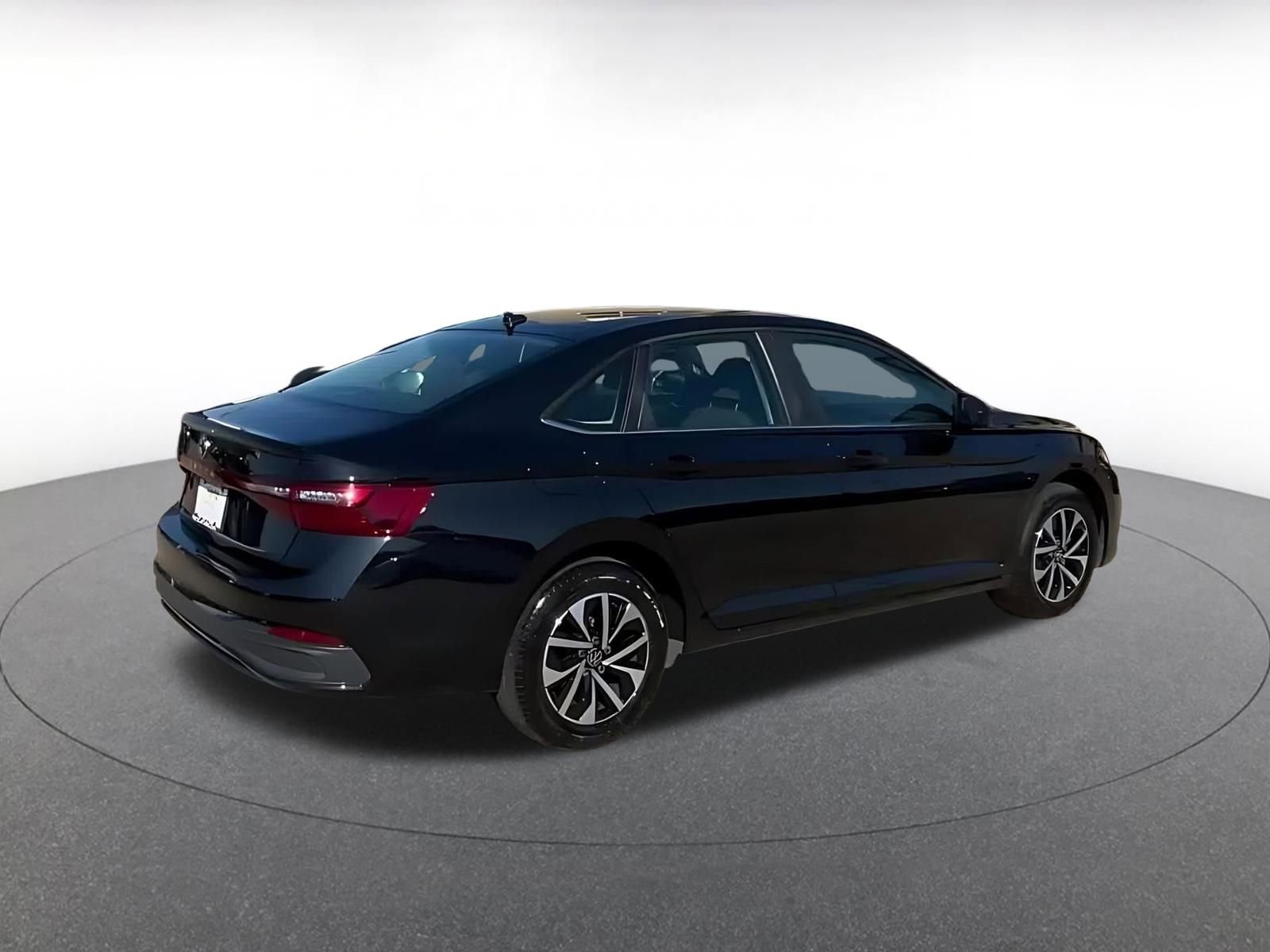 Thumbnail: 2025 Volkswagen Jetta - 14