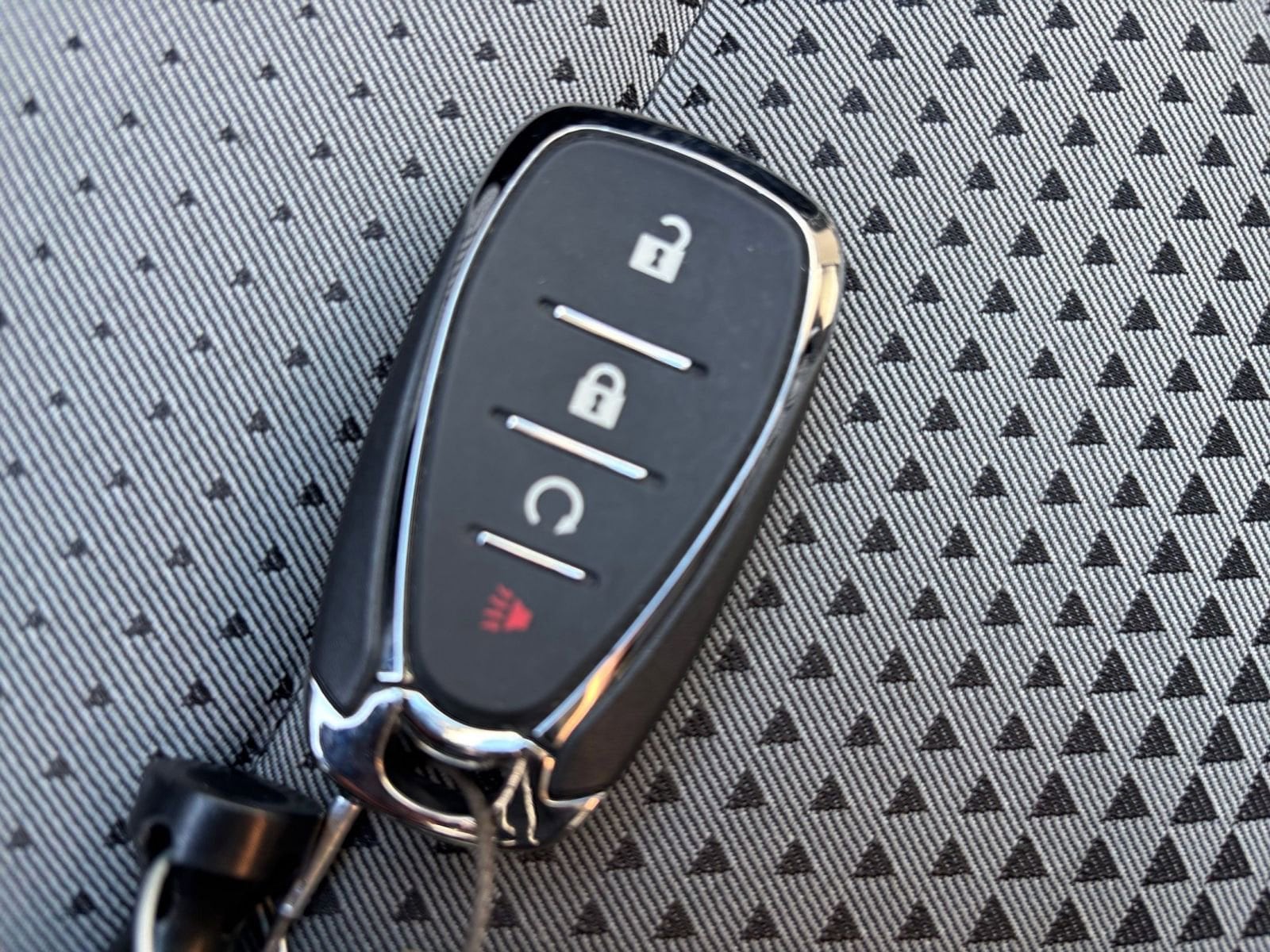 Thumbnail: 2025 Chevrolet Trax - 21