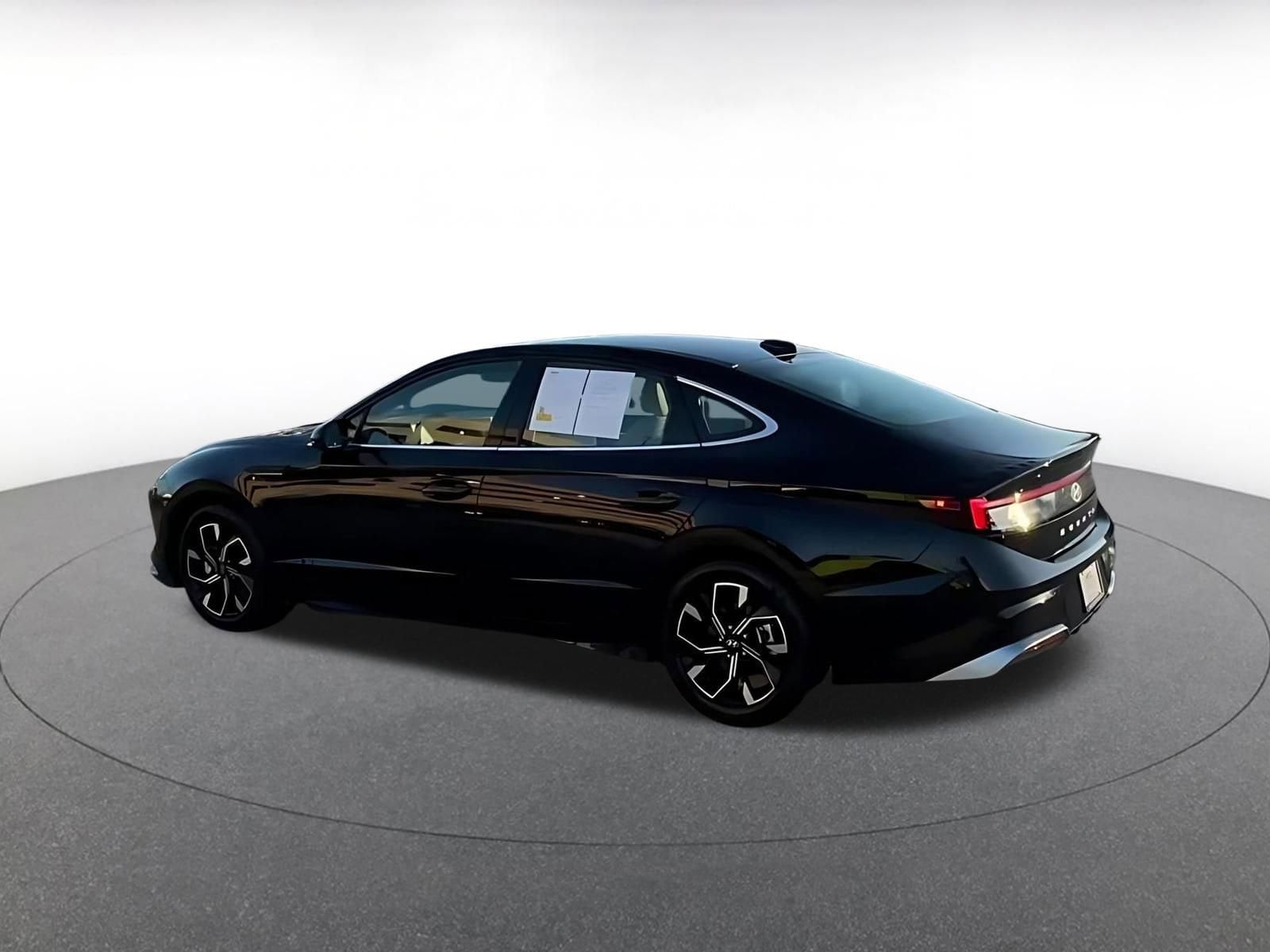 Thumbnail: 2025 Hyundai Sonata - 12