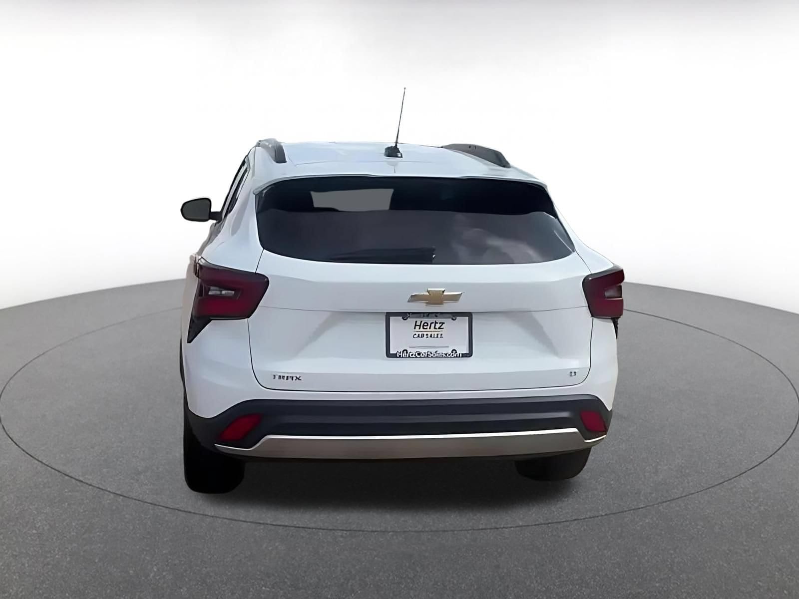 Thumbnail: 2025 Chevrolet Trax - 12