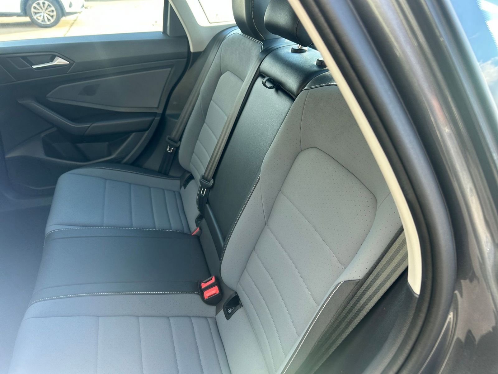 Thumbnail: 2025 Volkswagen Jetta - 23