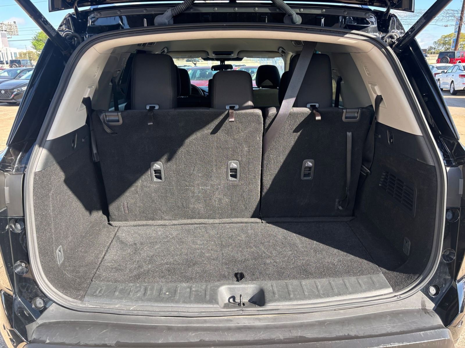 Thumbnail: 2025 Nissan Pathfinder - 34