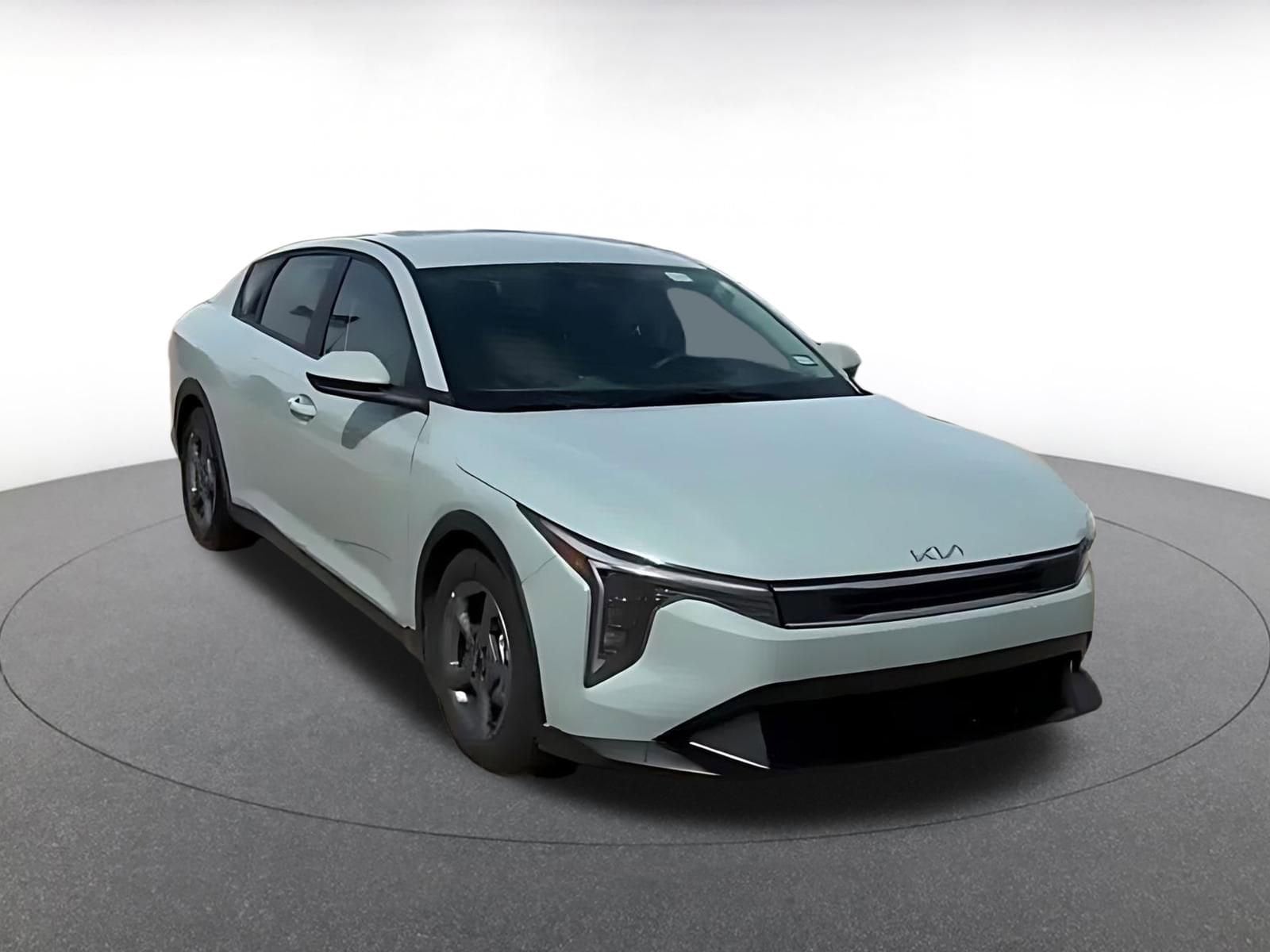 Thumbnail: 2025 Kia K4 - 3